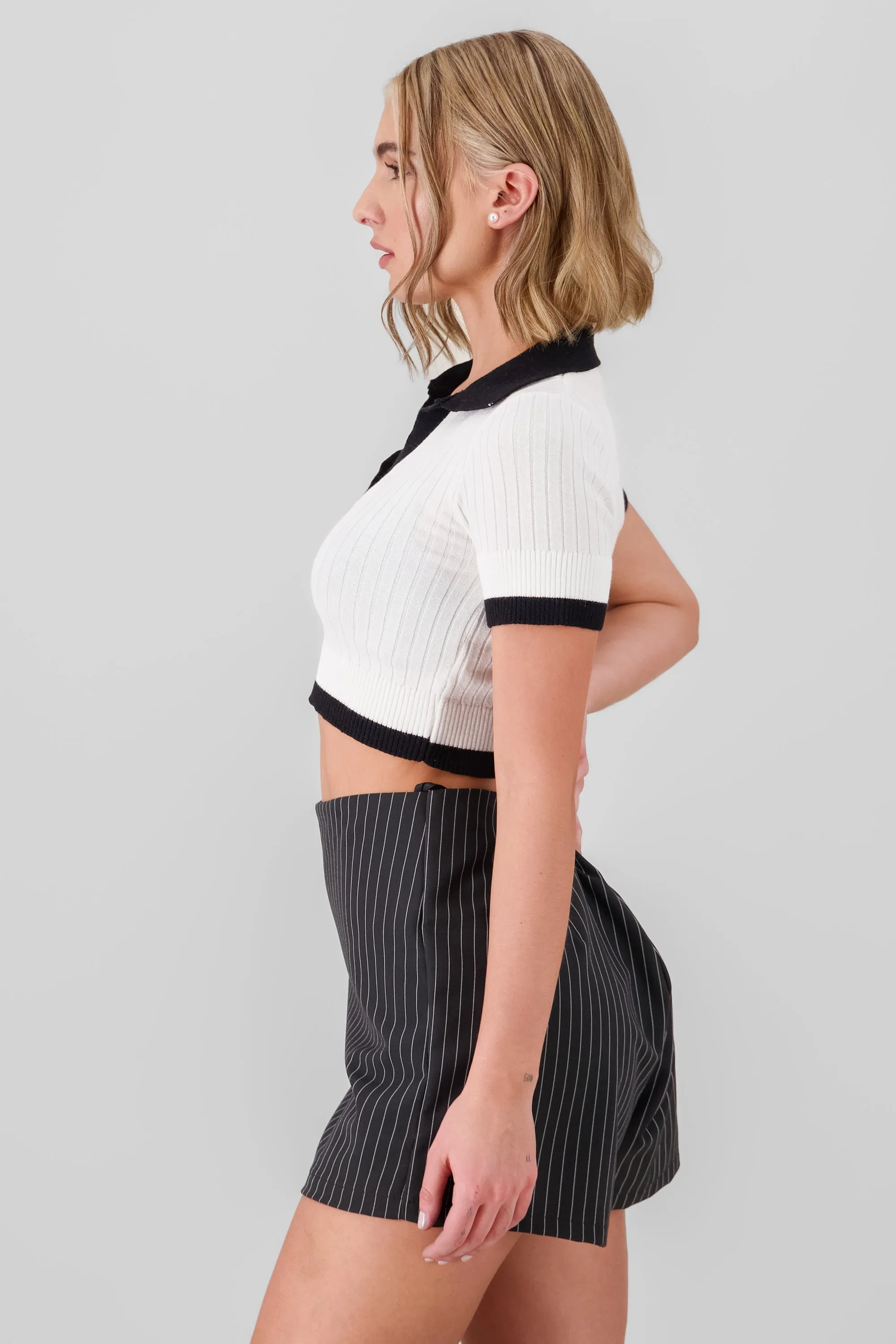 Top tejido contraste cuello polo sold by Shasa product image thumbnail 3