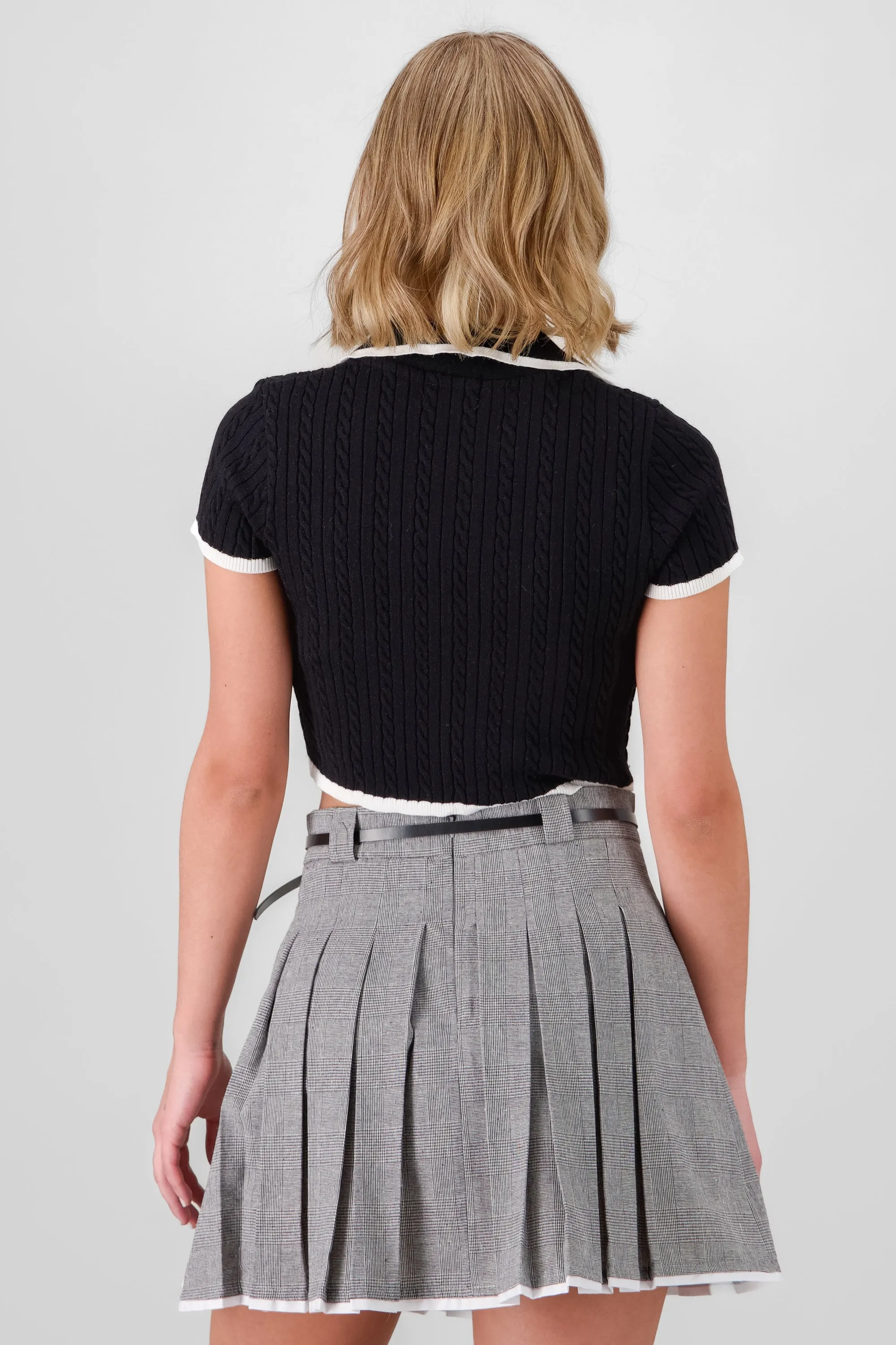 Top cuello polo cadena sold by Shasa product image thumbnail 4