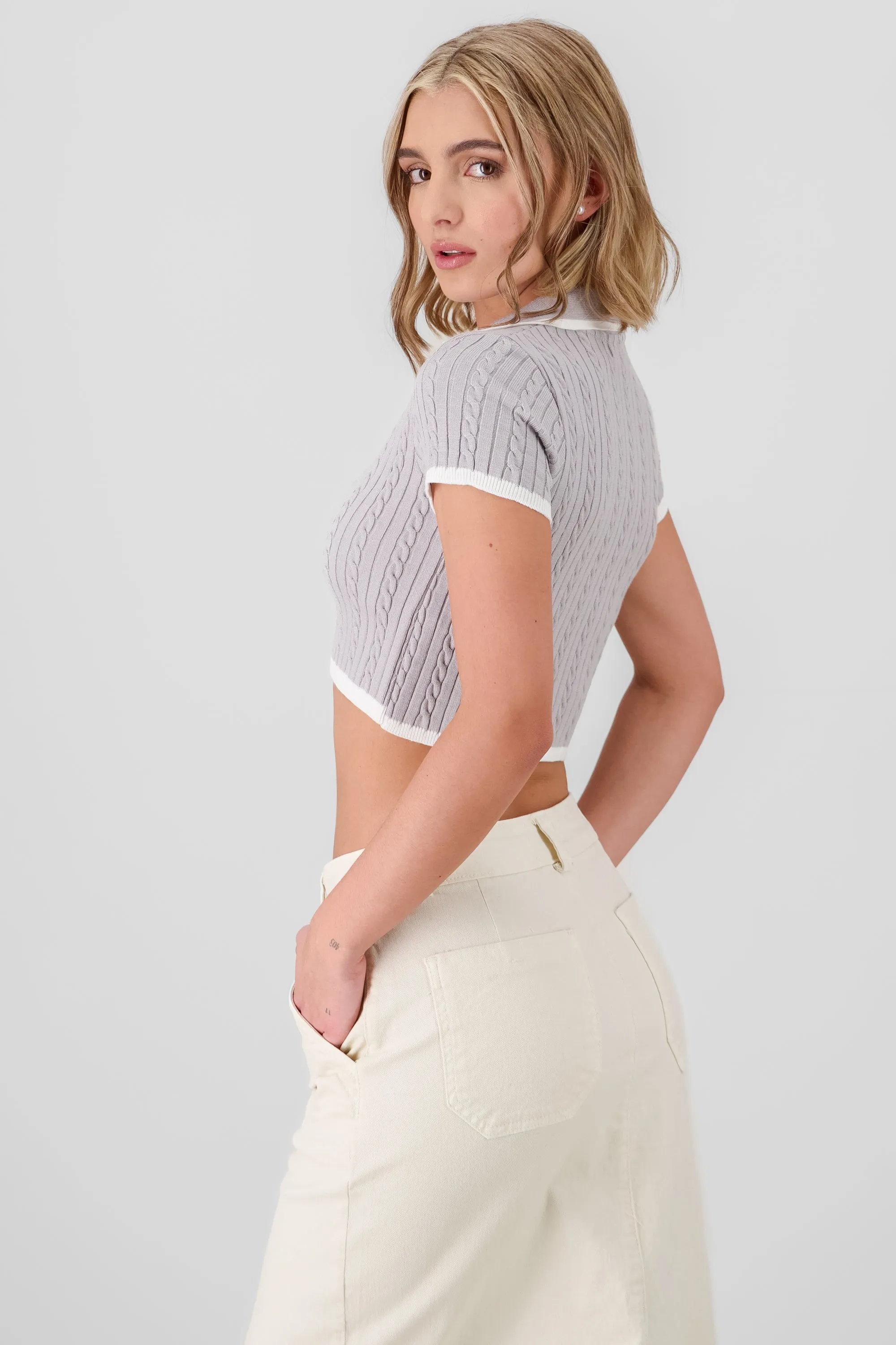 Top cuello polo cadena sold by Shasa product image thumbnail 3