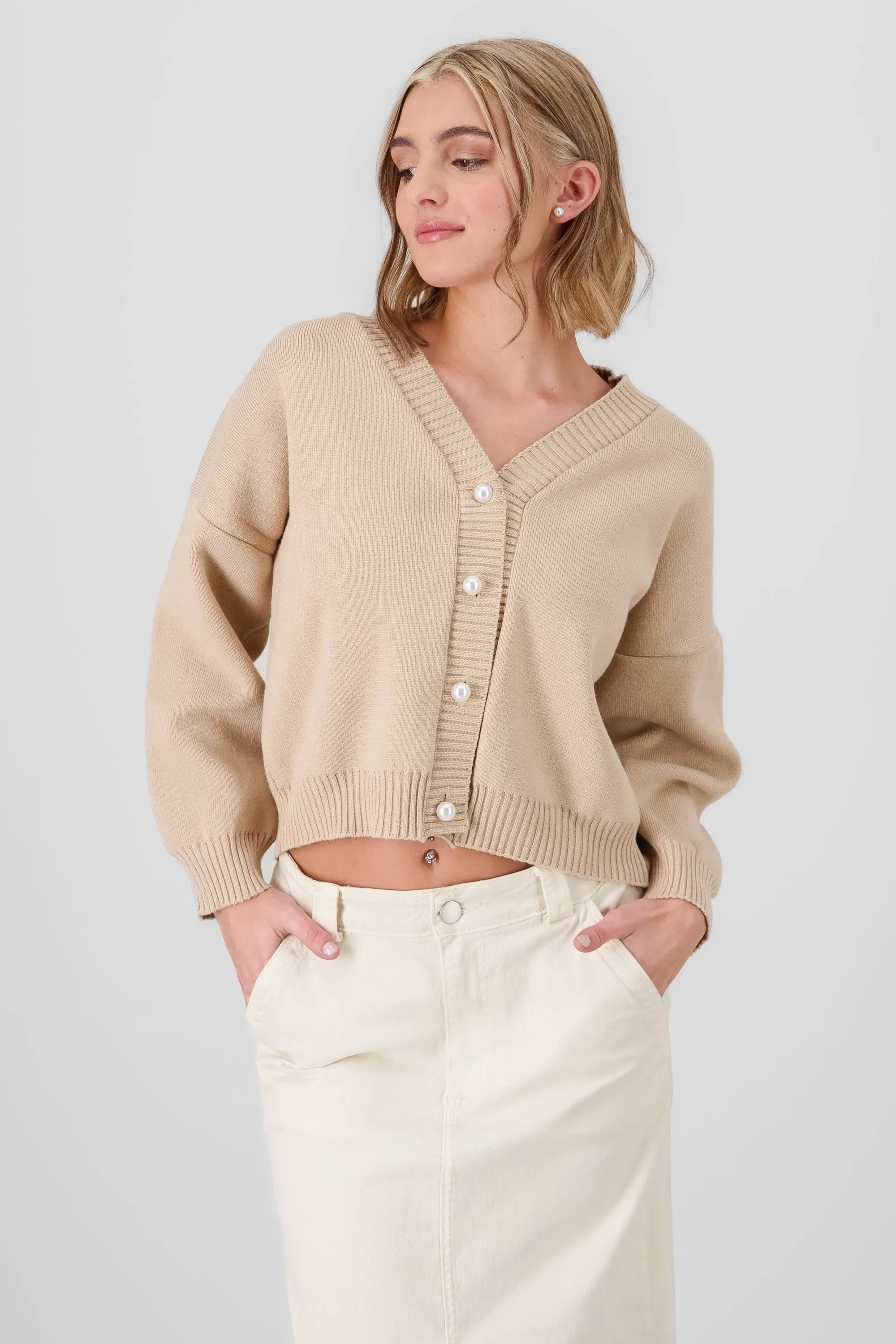 Cardigan liso viscosa con boton perlas Hypsters sold by Shasa product image thumbnail 2