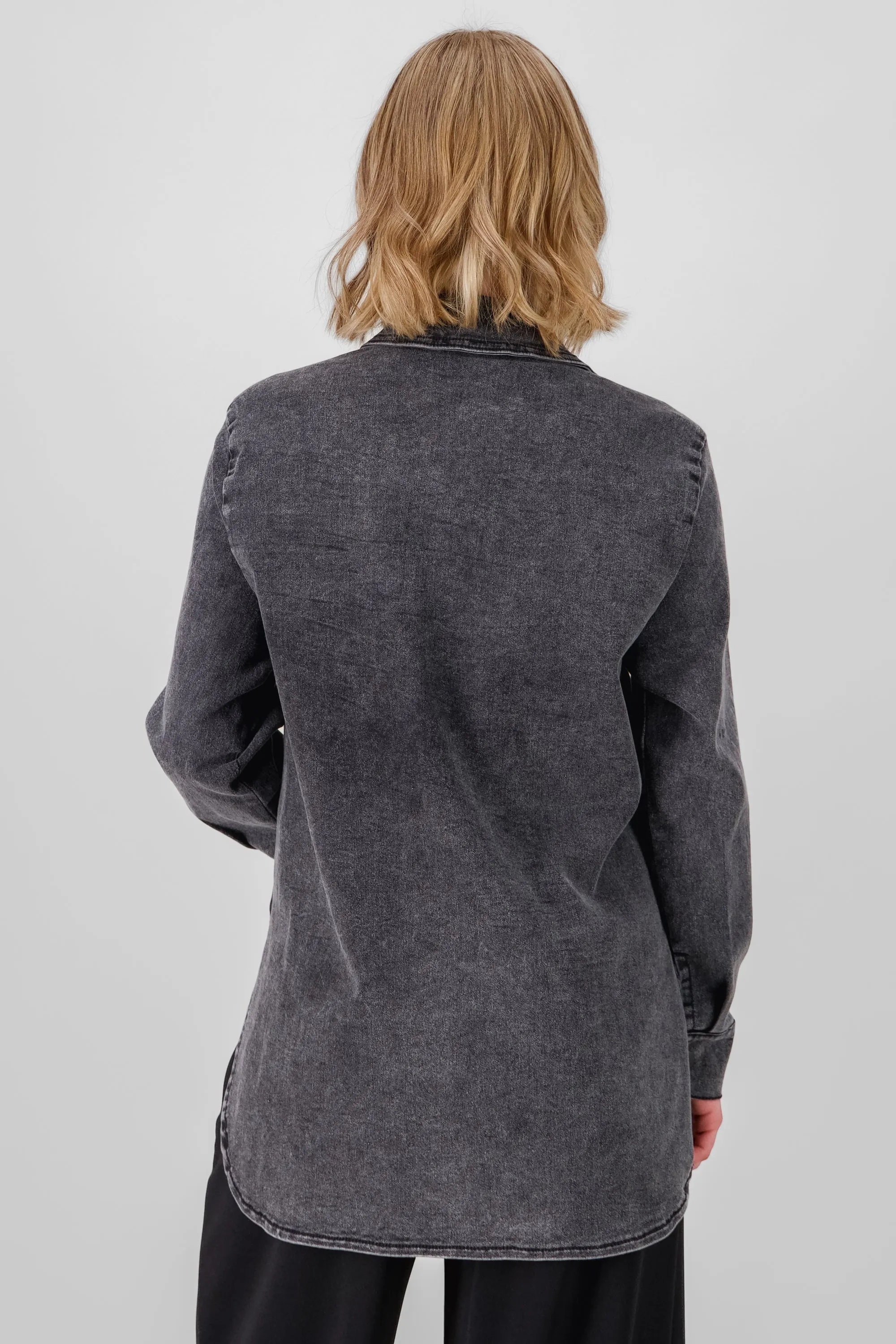 Sobre camisa denim con bolsas Hypsters sold by Shasa product image thumbnail 4