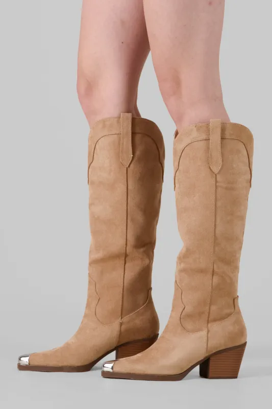 Bota vaquera punta metálica sold by Shasa