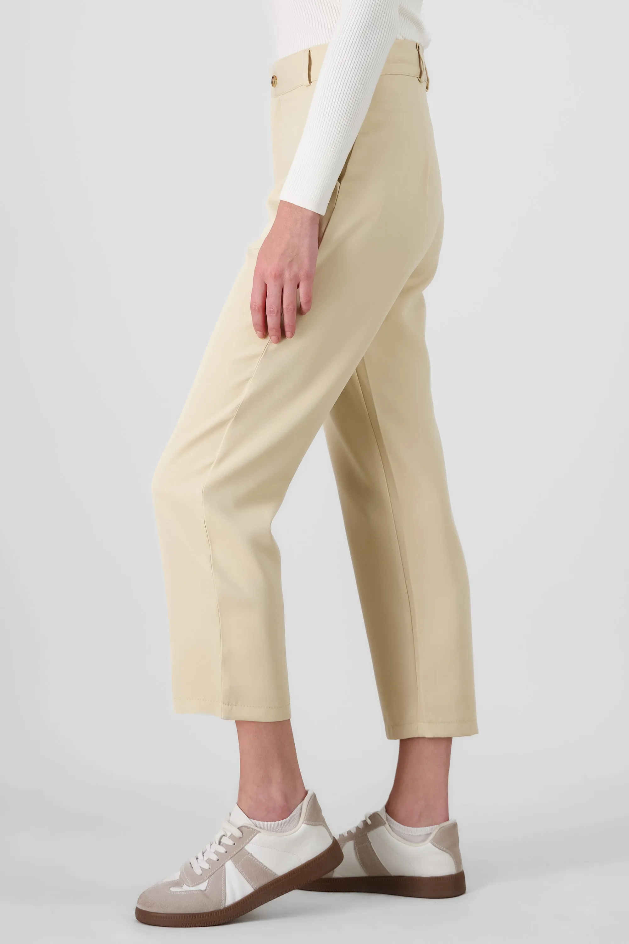 Pantalón Cintura Alta Capri Bolsas sold by Shasa product image thumbnail 3