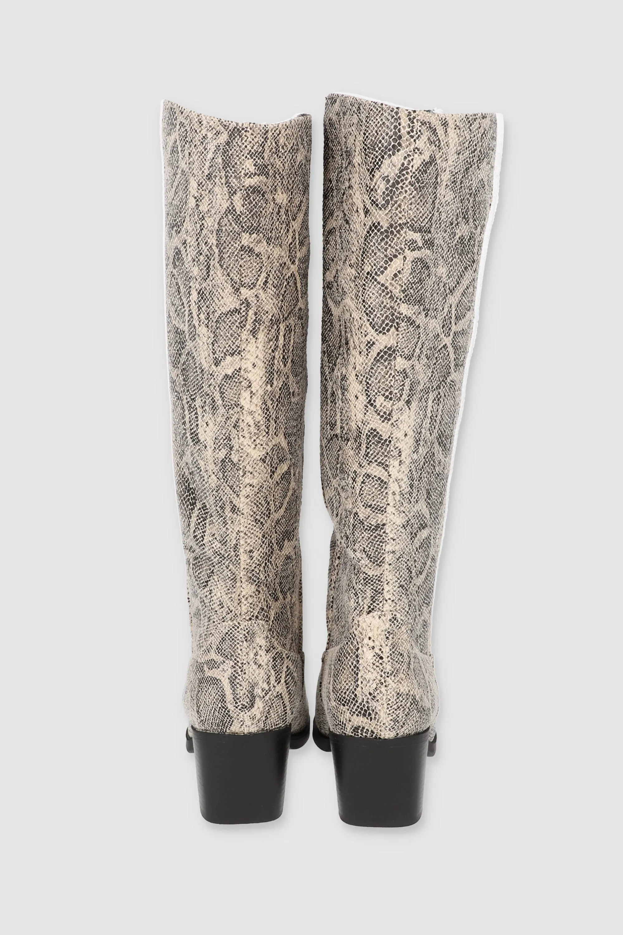 Bota vaquera efecto serpiente sold by Shasa product image thumbnail 5