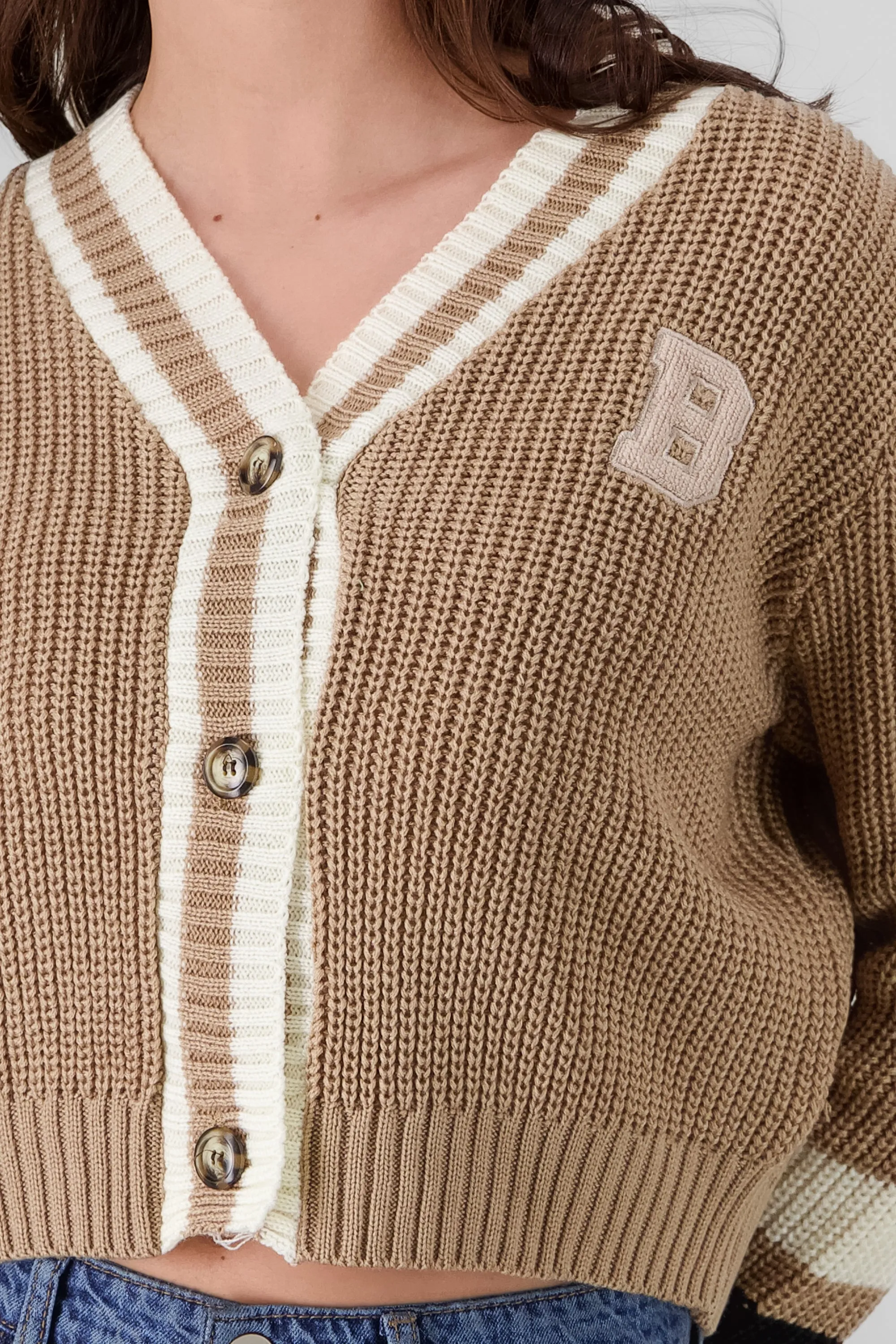 Cardigan tejido parche sold by Shasa product image thumbnail 5