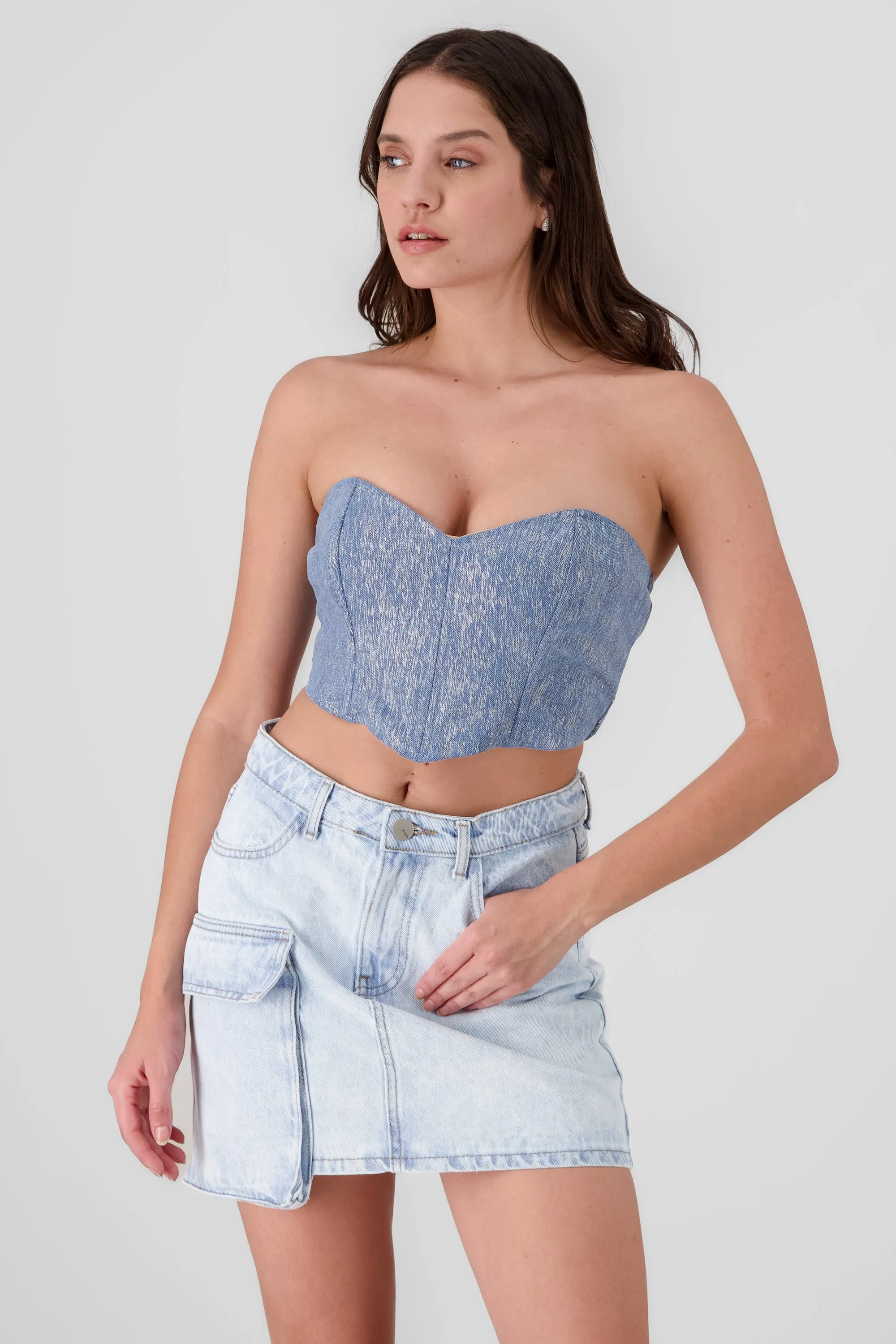 Top corset escote corazón sold by Shasa