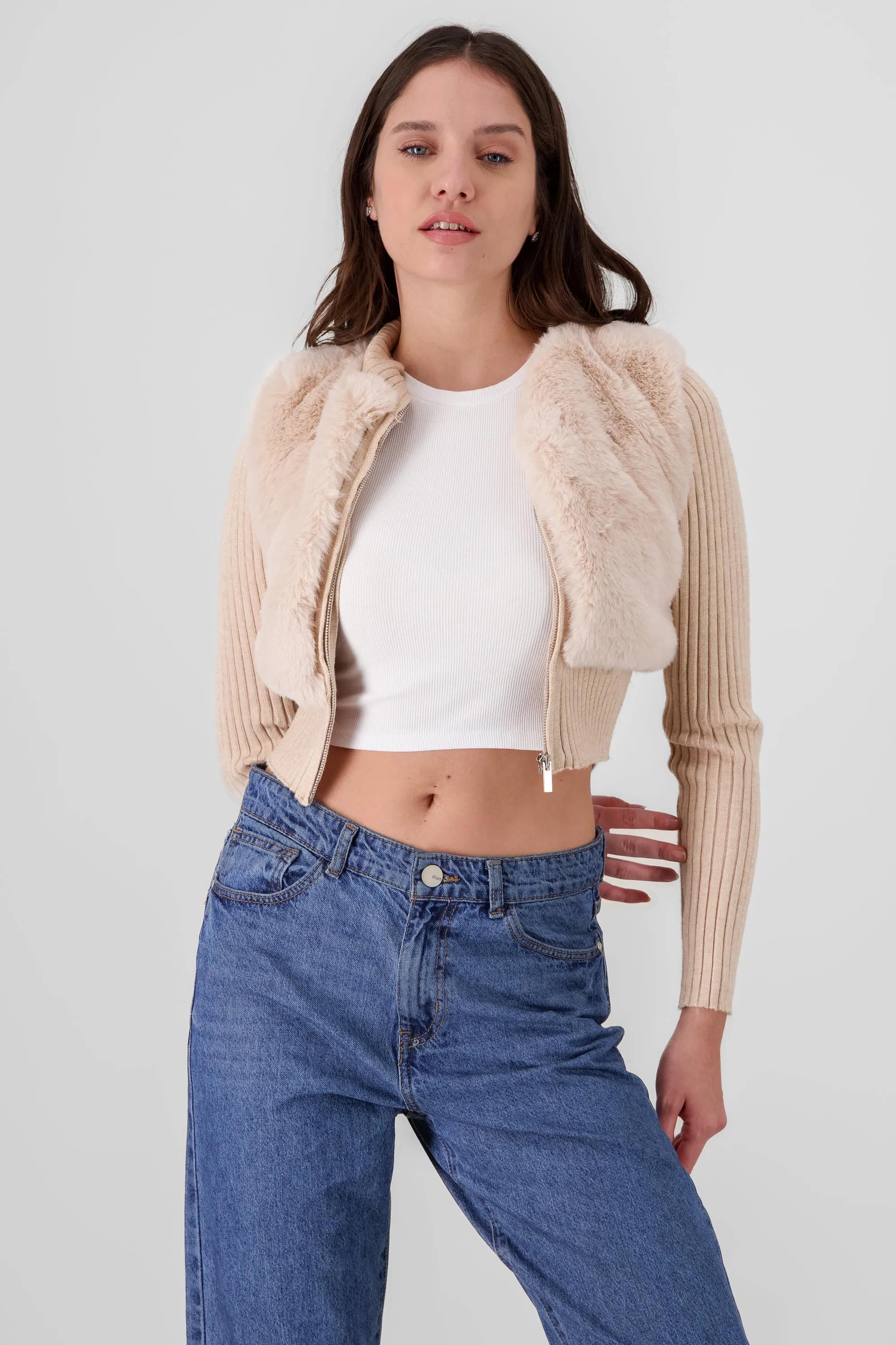 Chaqueta peluche con mangas rib sold by Shasa product image thumbnail 2