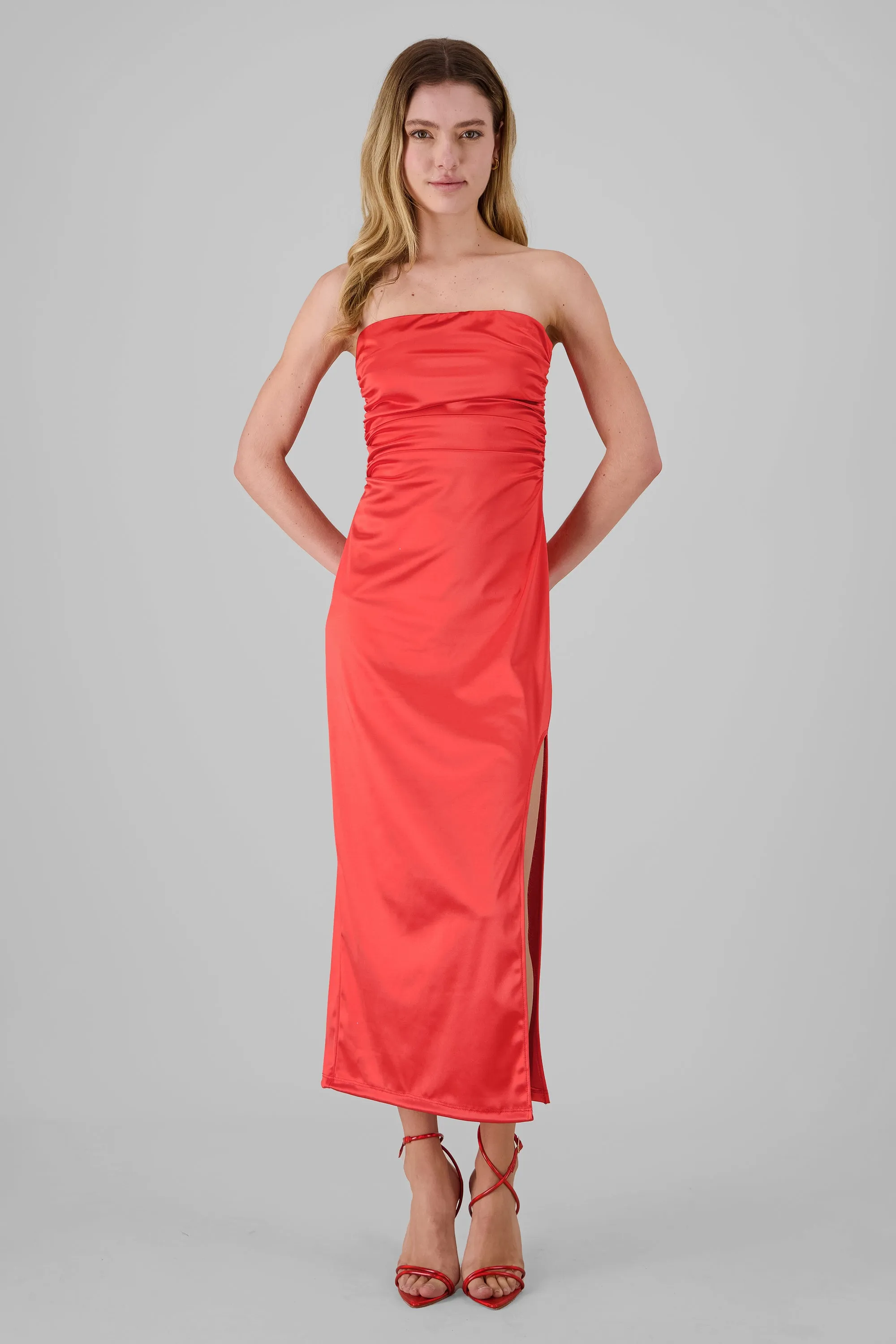 Vestido midi drapeado satin sold by Shasa