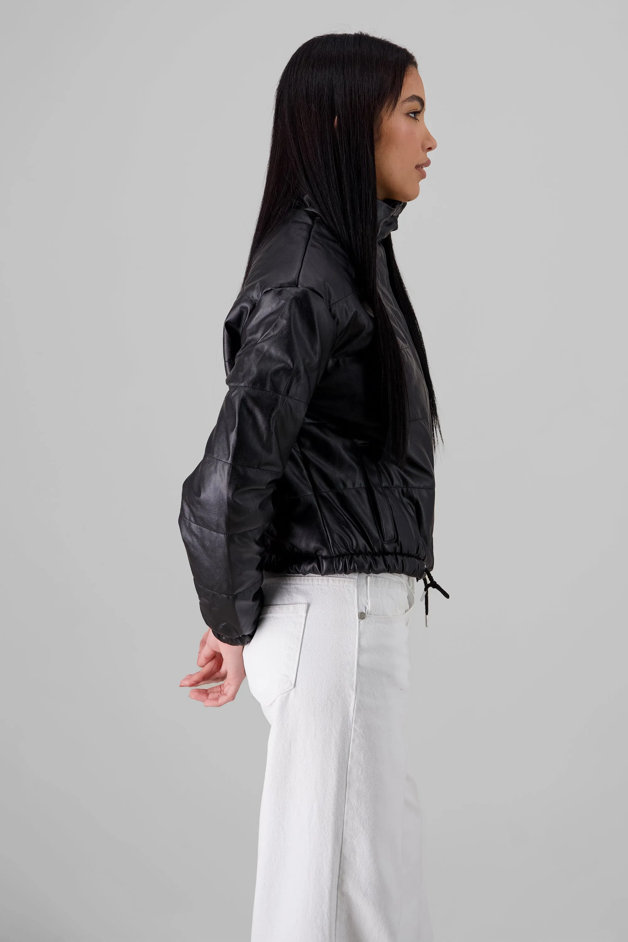 Chamarra pu crop detalle jareta sold by Shasa product image thumbnail 3