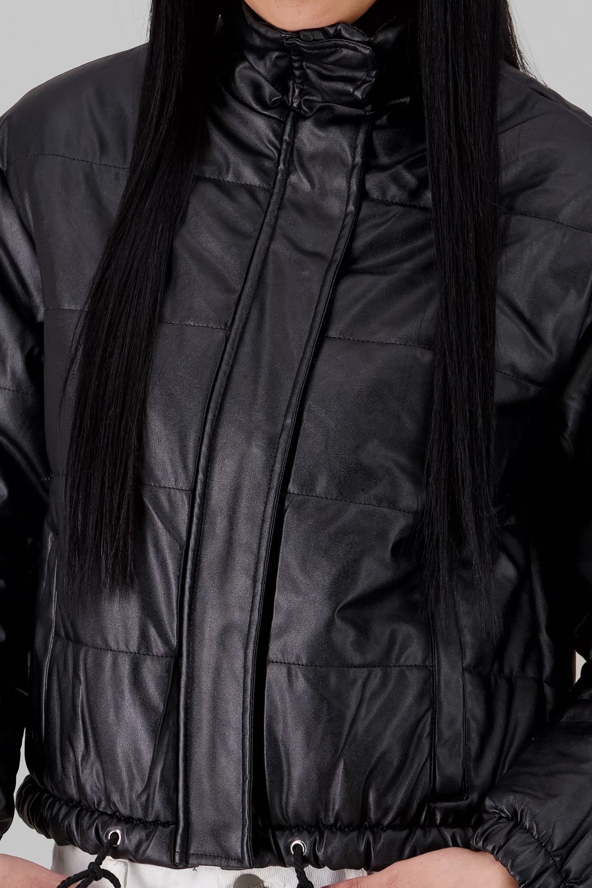 Chamarra pu crop detalle jareta sold by Shasa product image thumbnail 5