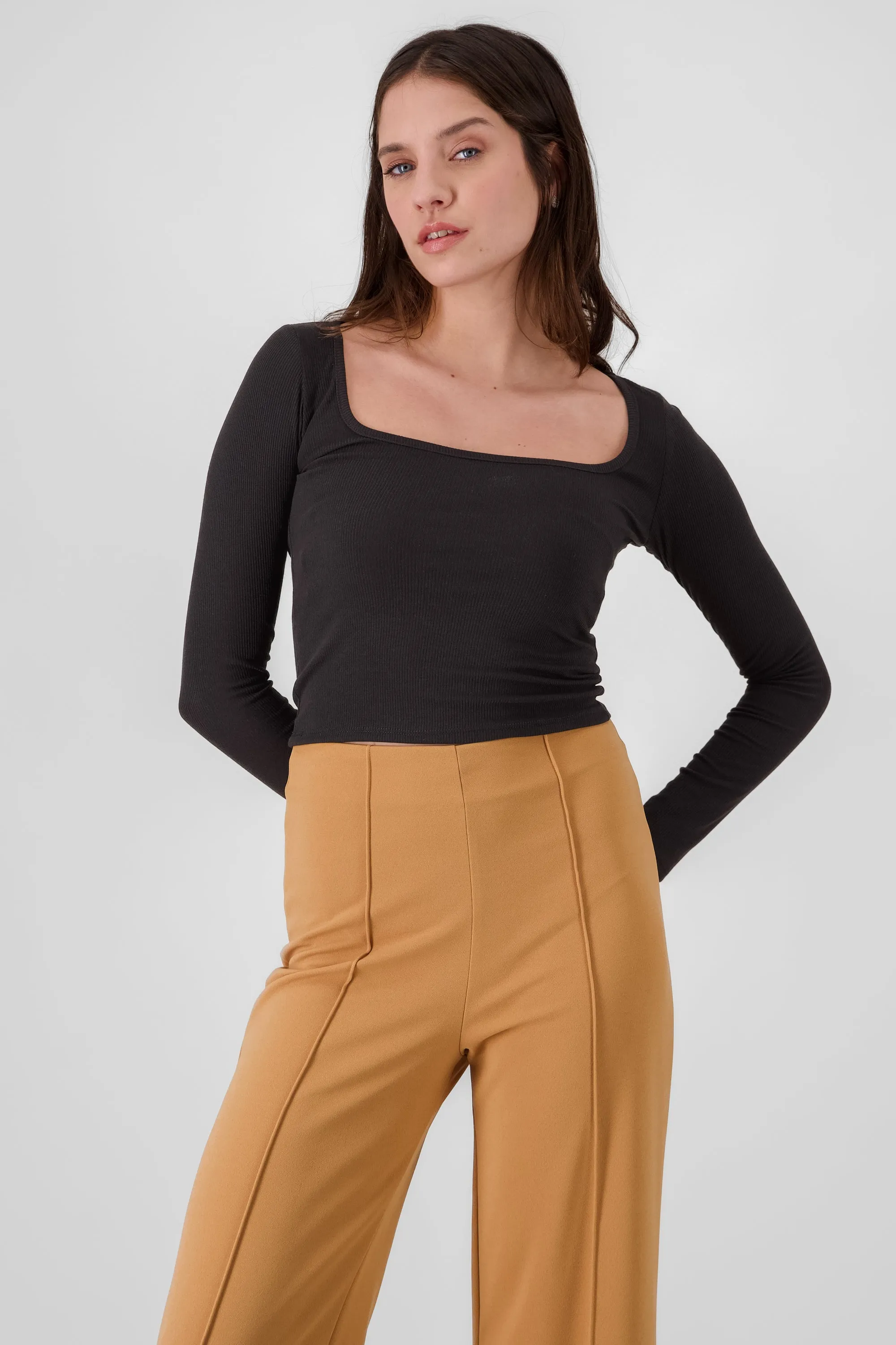 Top acanalado liso manga larga sold by Shasa product image thumbnail 2