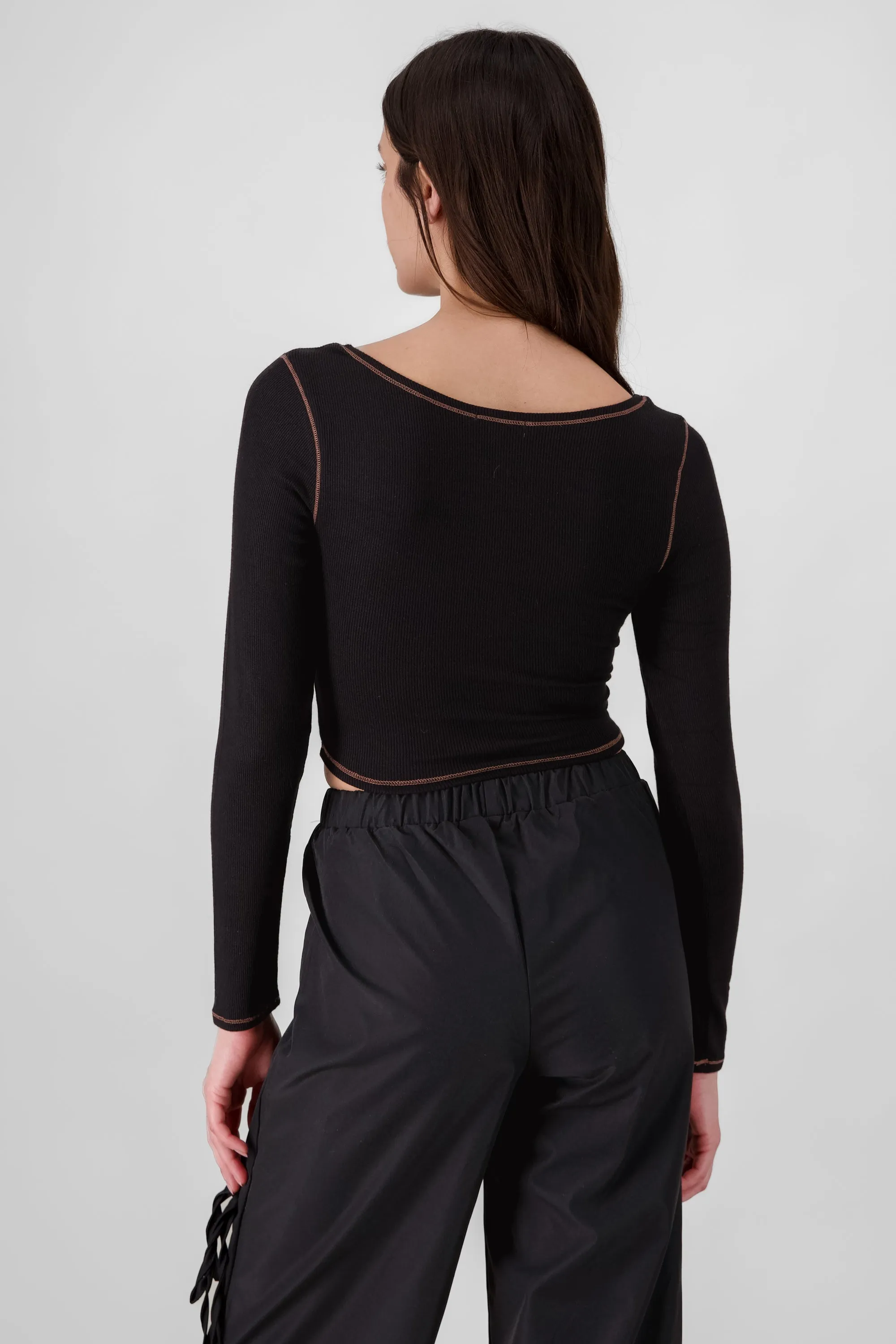 Top manga larga con costuras contraste sold by Shasa product image thumbnail 4