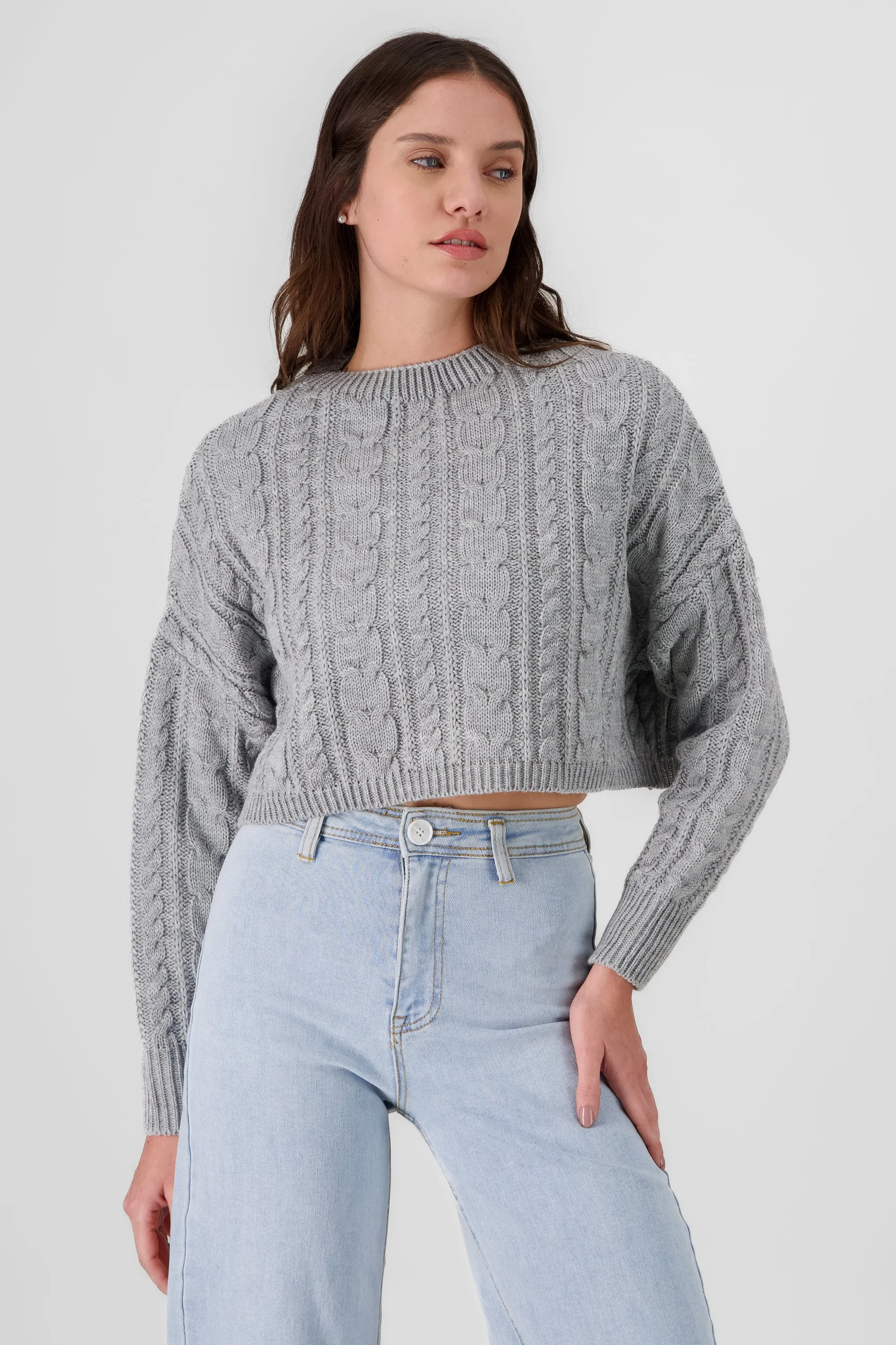 Suéter corto tejido trenzado sold by Shasa