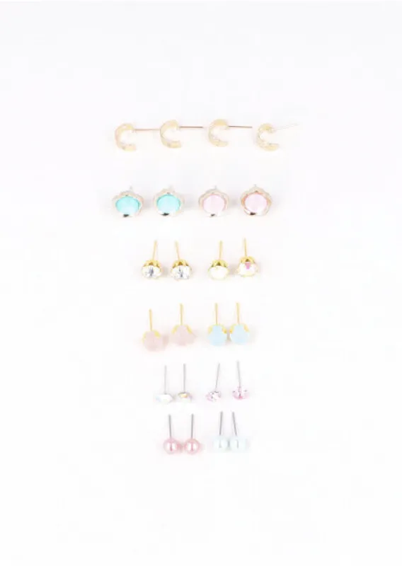 12 Pr Aretes Florecitas sold by Shasa