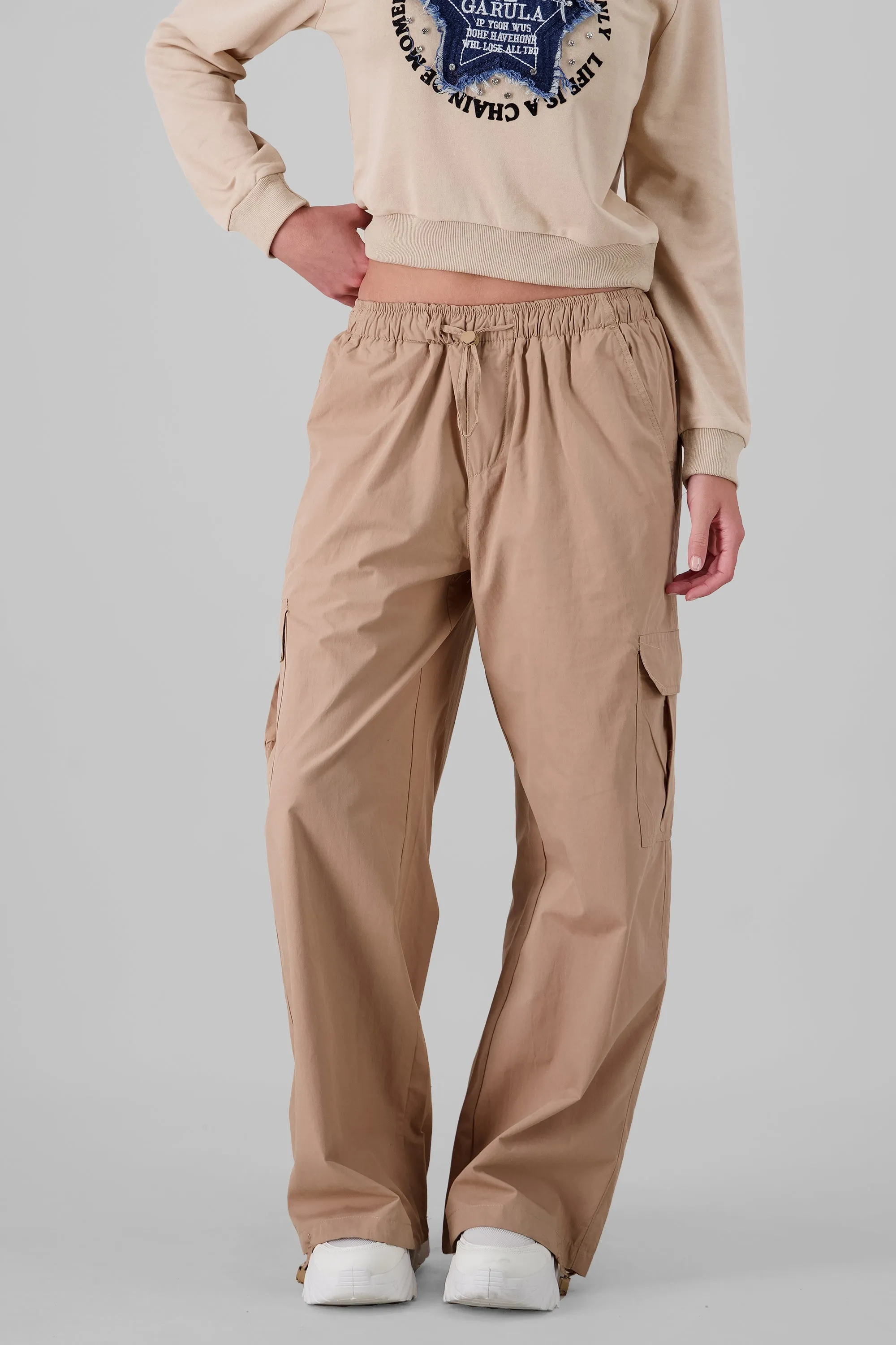Pantalon parachute bolsas cargo sold by Shasa product image thumbnail 2