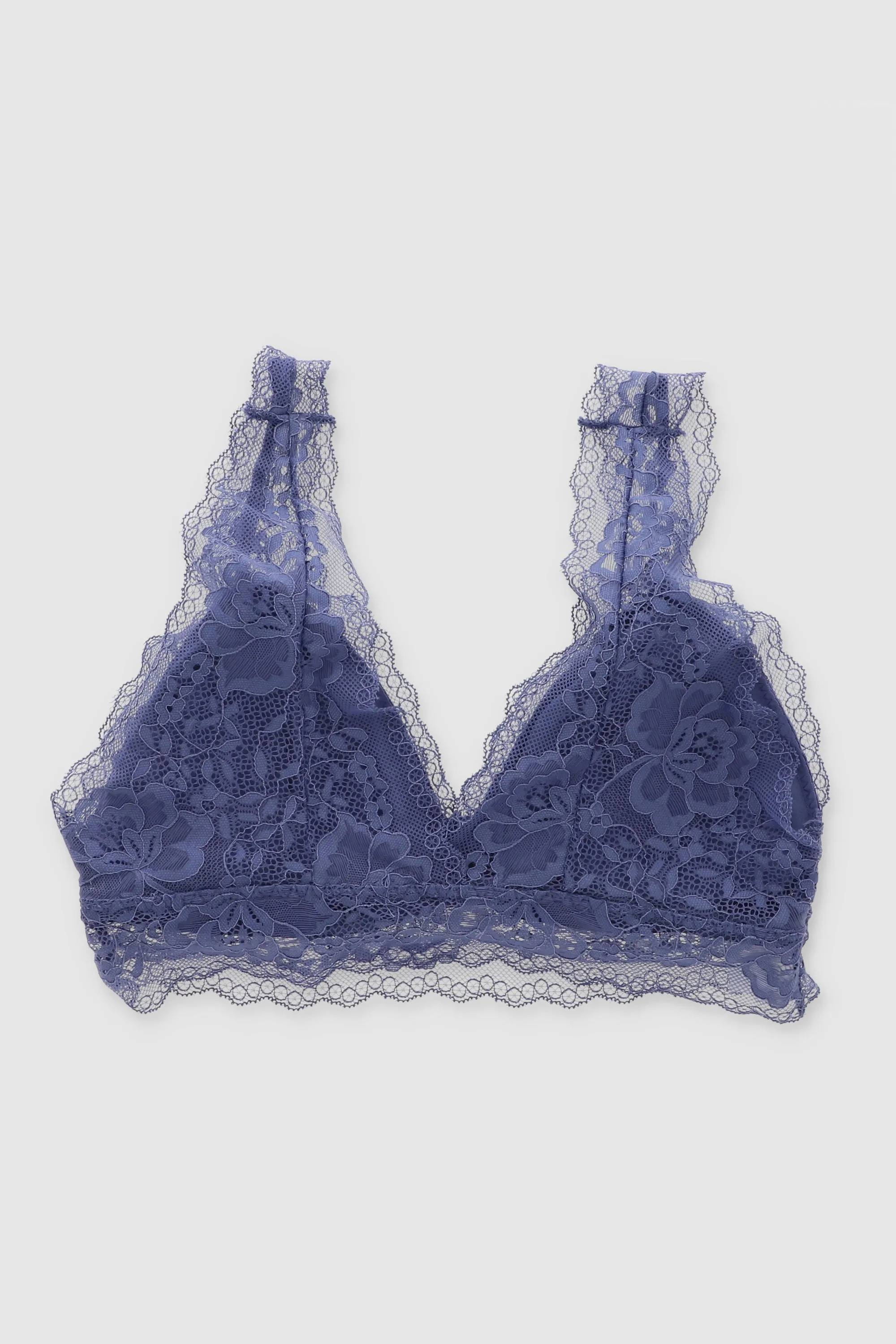 Bralette de encaje con copas sold by Shasa product image thumbnail 2