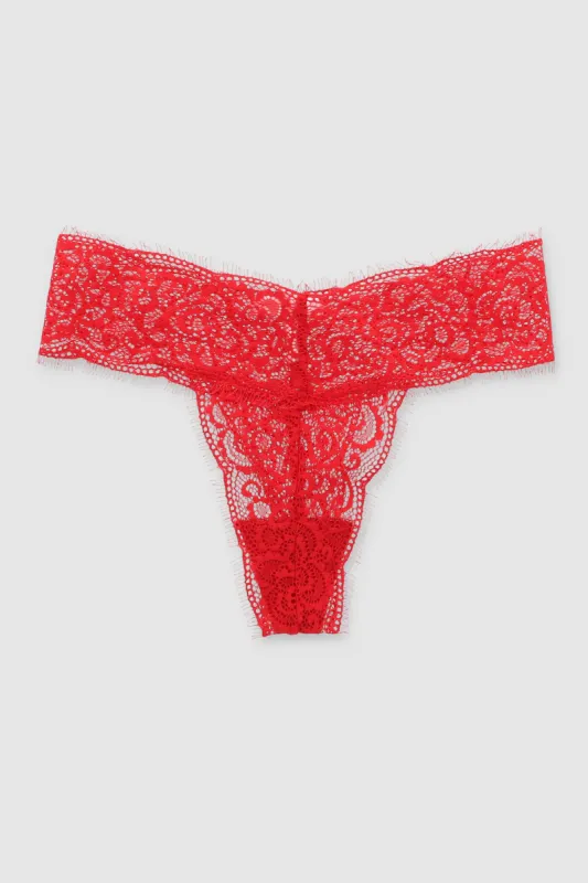 Tanga de encaje sold by Shasa