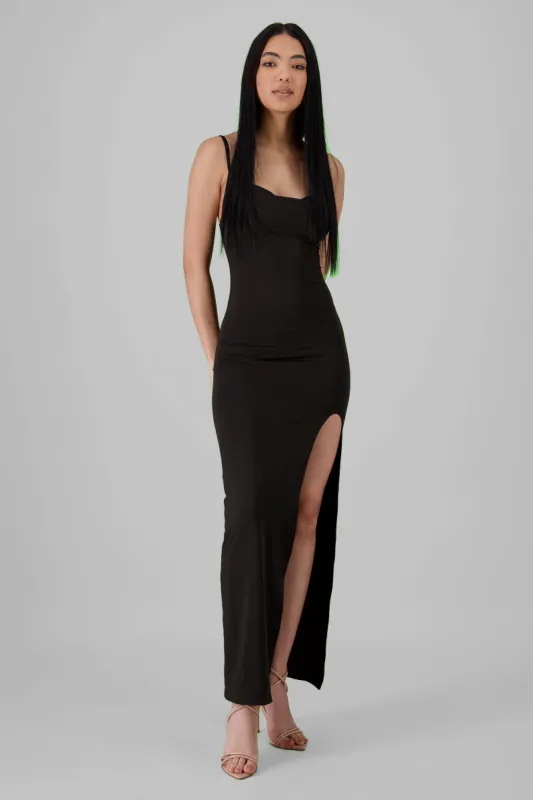 Vestido tirantes midi liso detalle abertura sold by Shasa