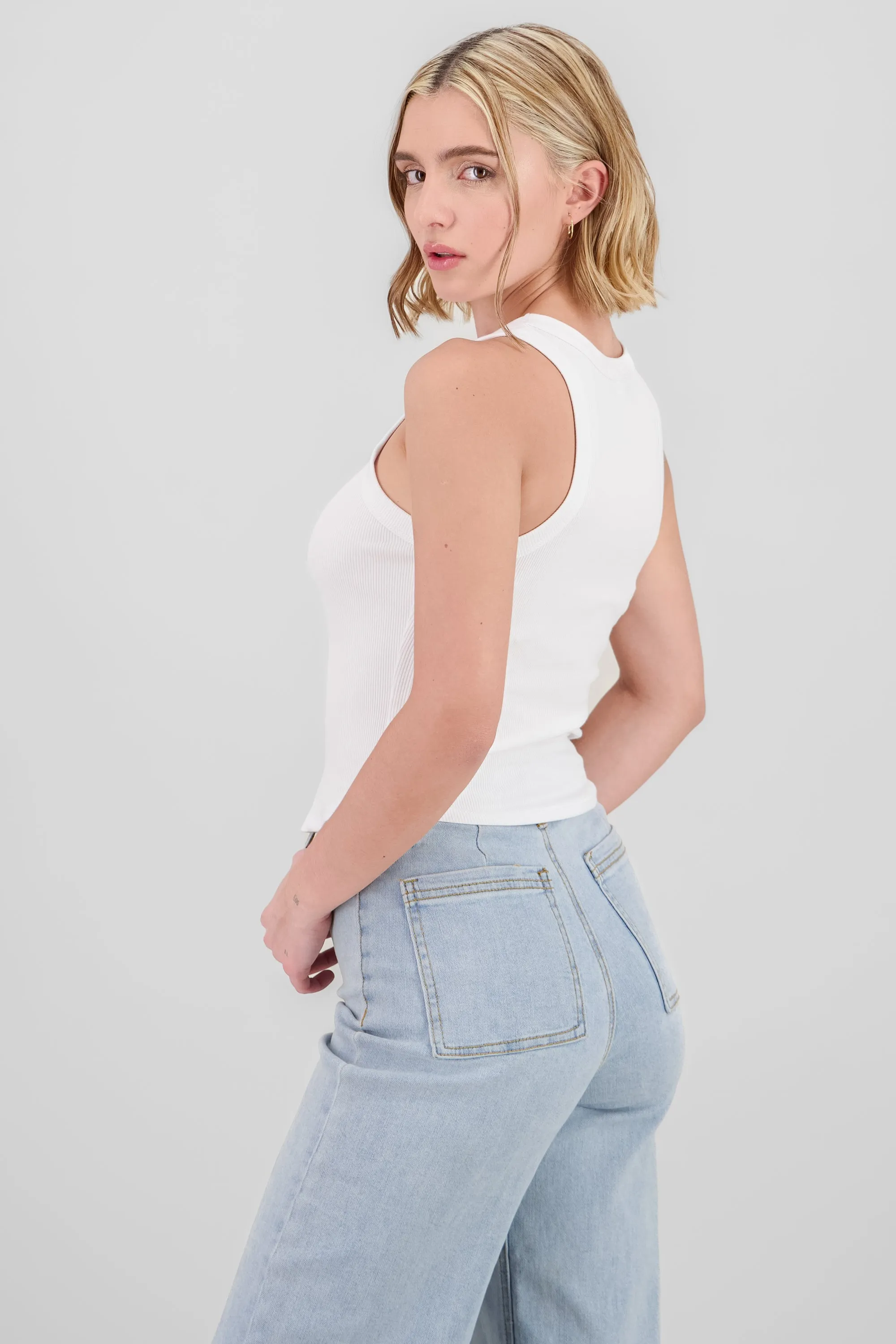 Tank top sin manga de rib liso sold by Shasa product image thumbnail 3