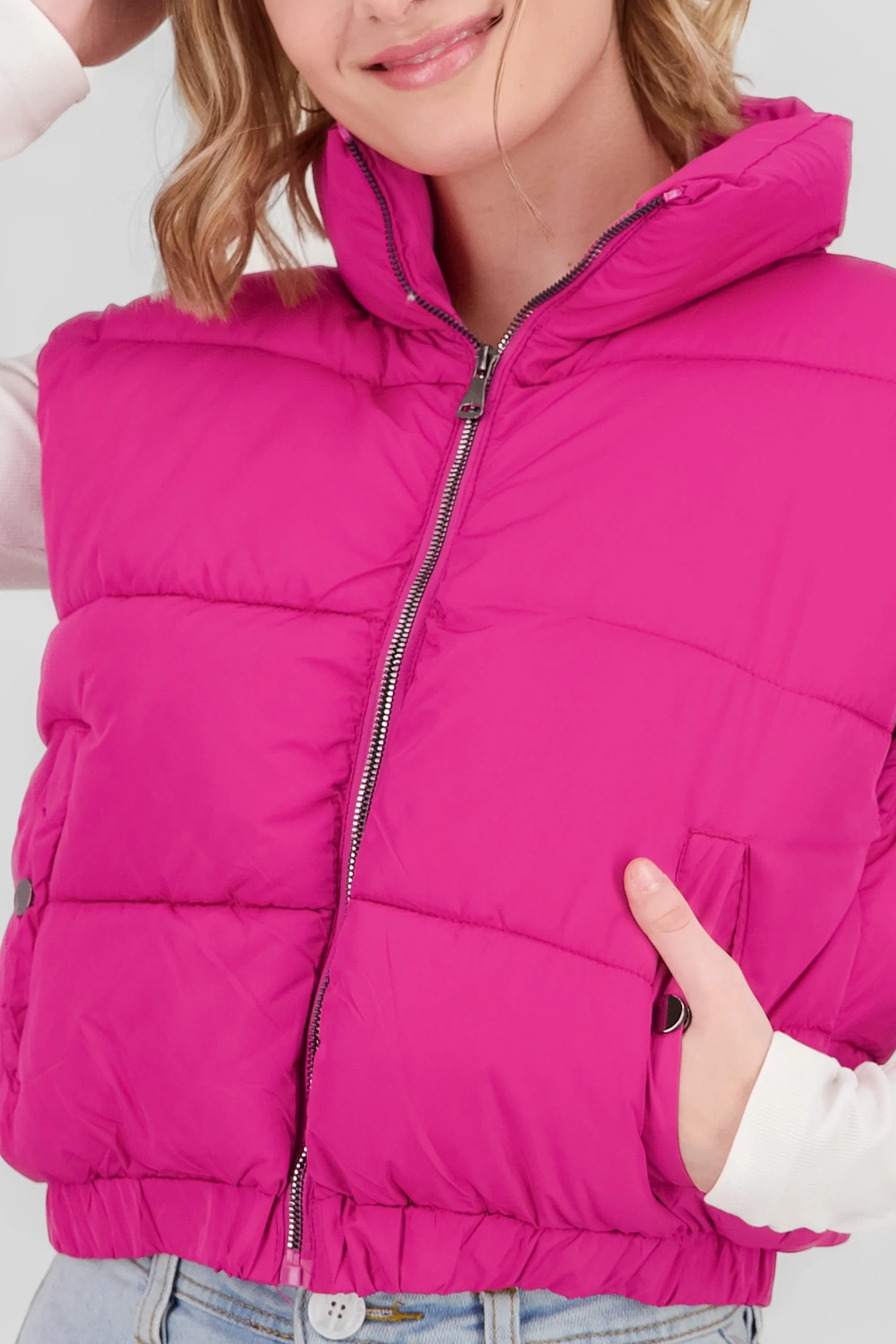 Chaleco capitonado crop sold by Shasa product image thumbnail 5