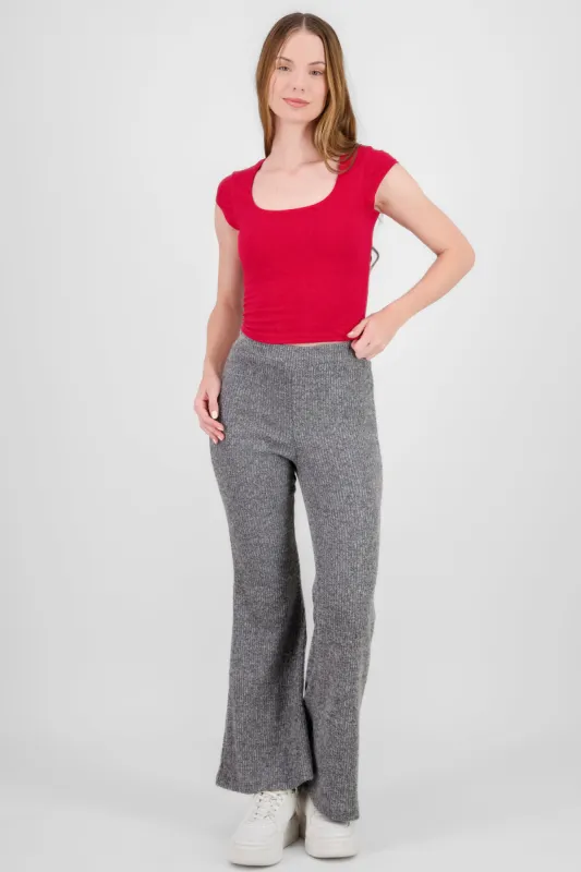 Pantalon amplio tipo tejido sold by Shasa