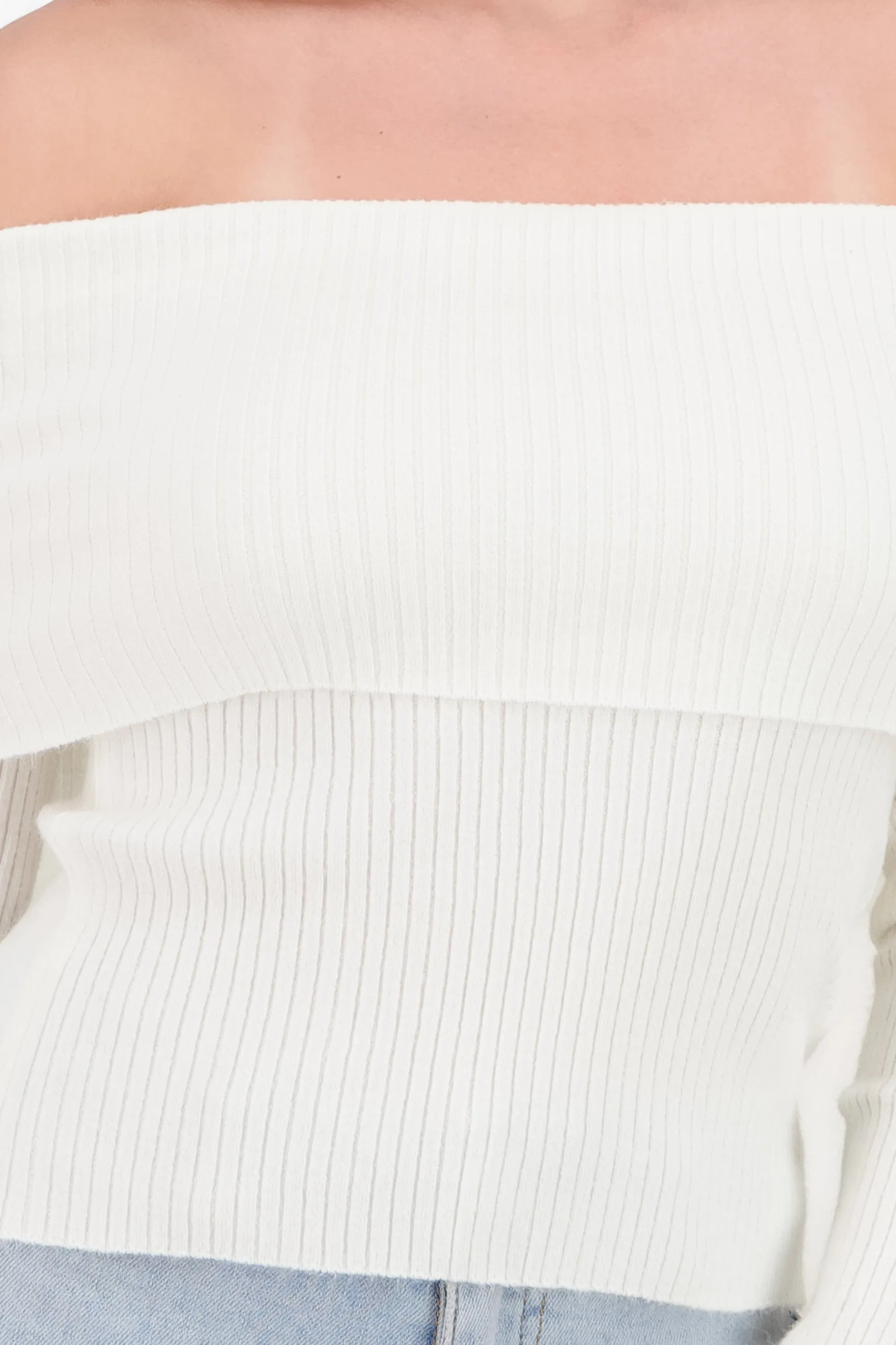 Sueter off shoulder tejido de punto sold by Shasa product image thumbnail 5