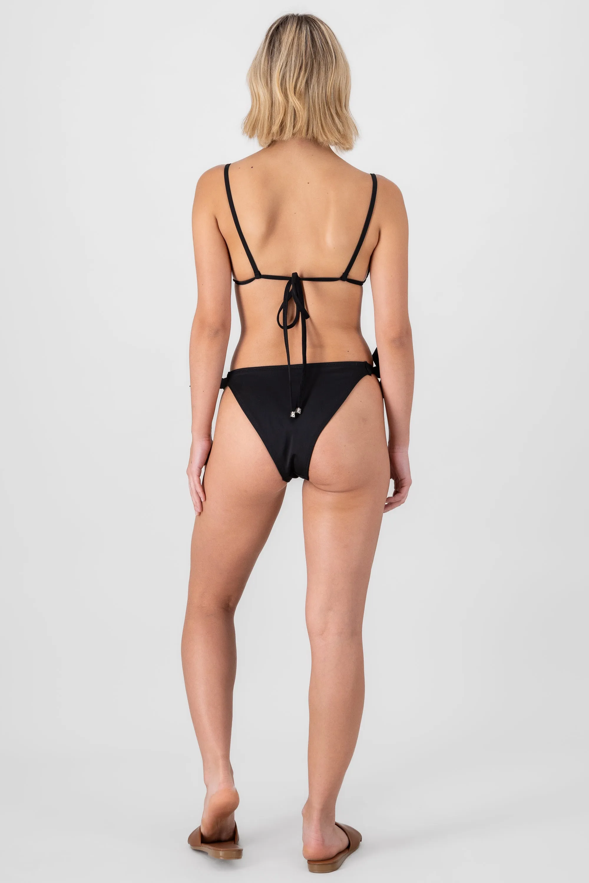 Bikini top recto calzon moños sold by Shasa product image thumbnail 4