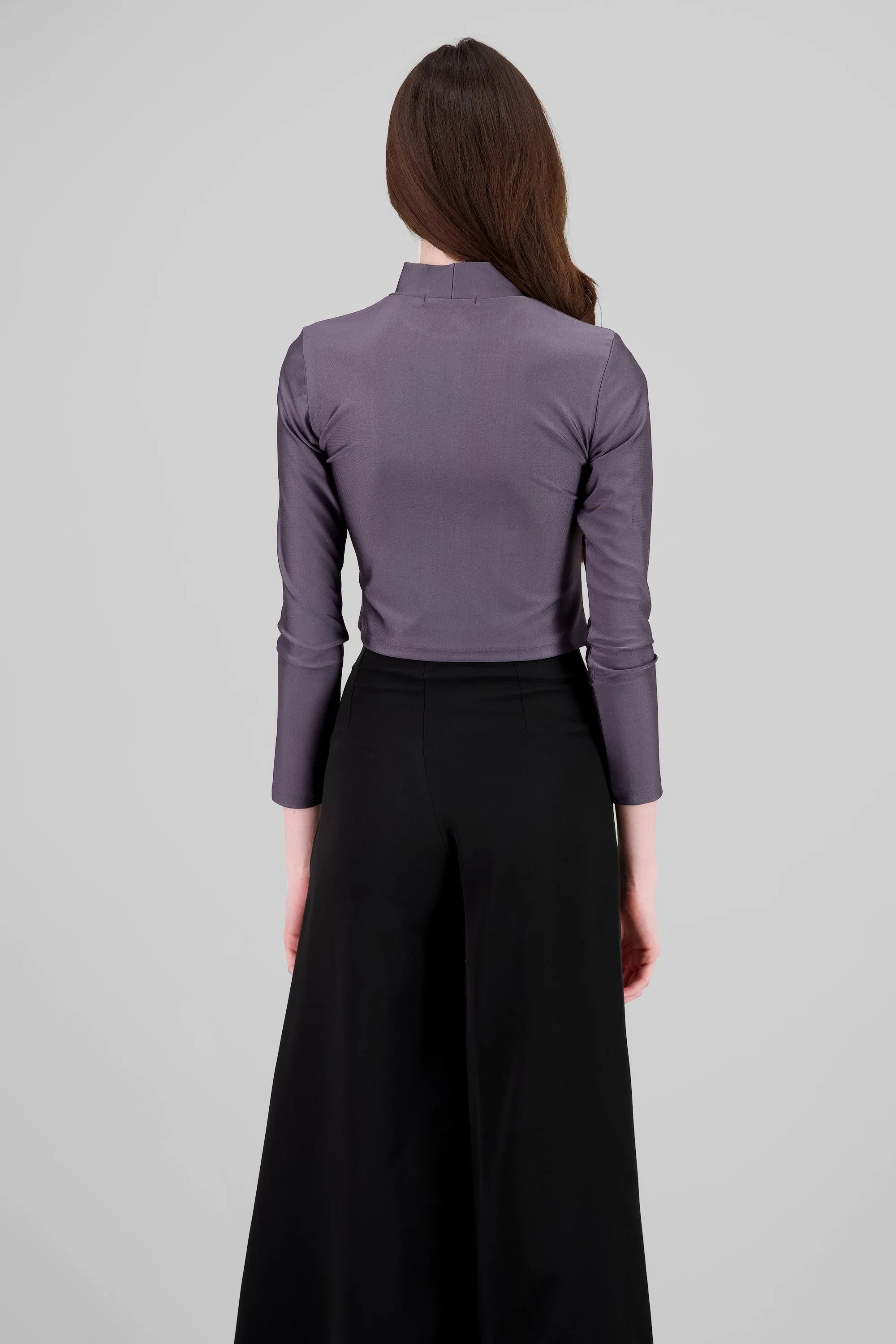 Top crop manga larga cuello sold by Shasa product image thumbnail 4