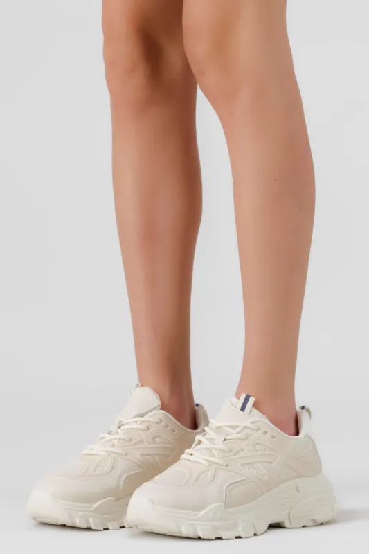 Tenis runner materiales contraste sold by Shasa