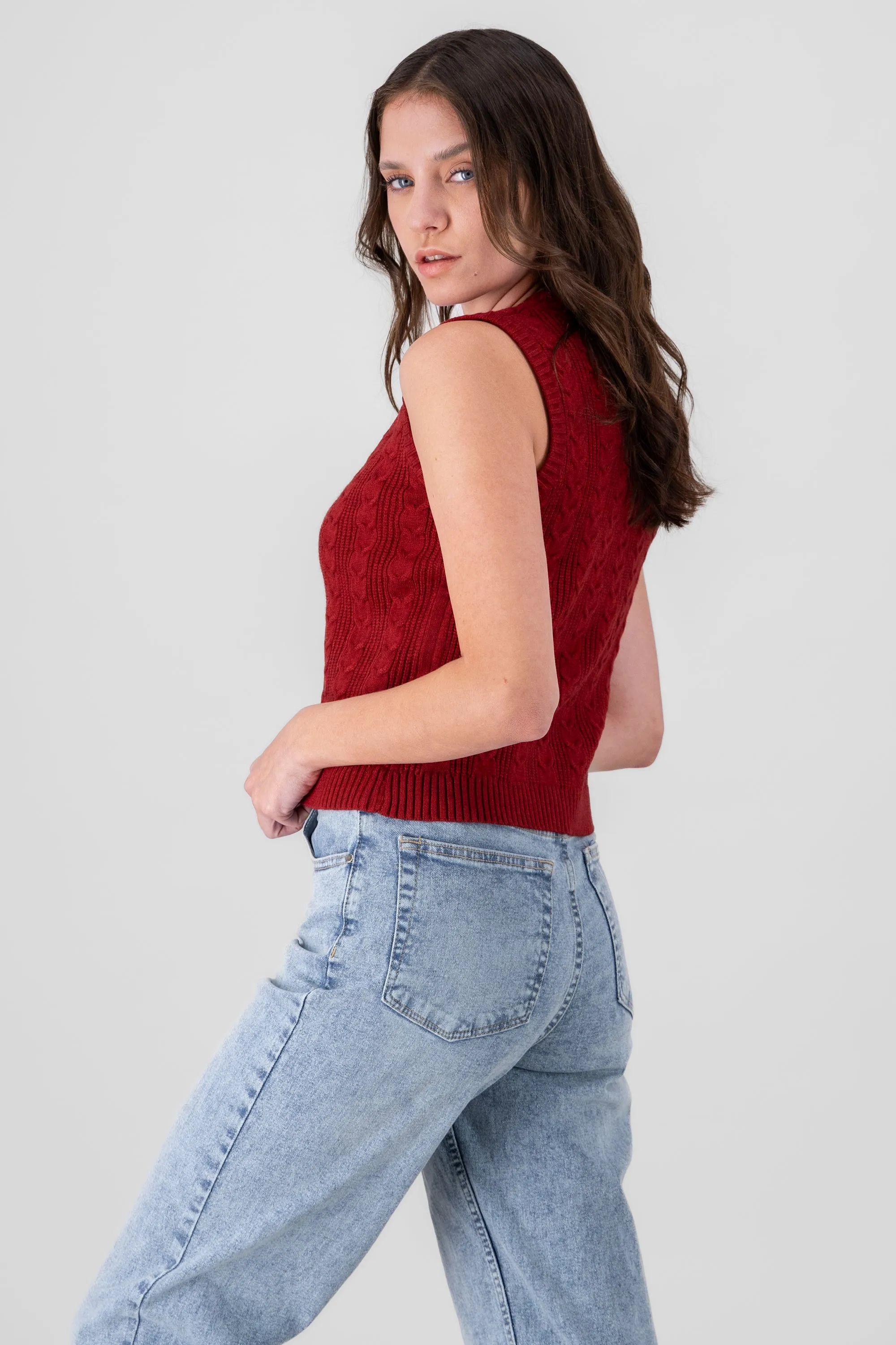 Chaleco cuello redondo sold by Shasa product image thumbnail 3