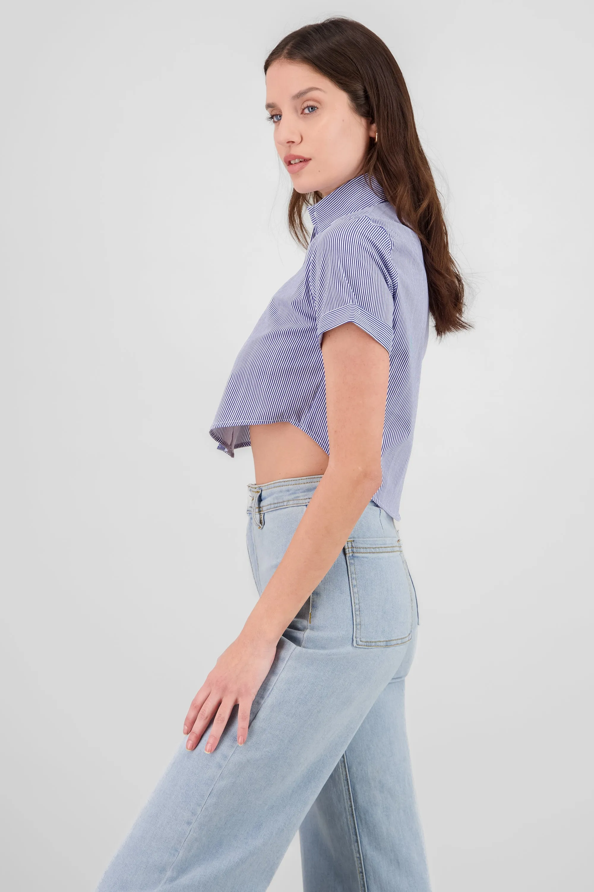 Camisa crop manga corta sold by Shasa product image thumbnail 3