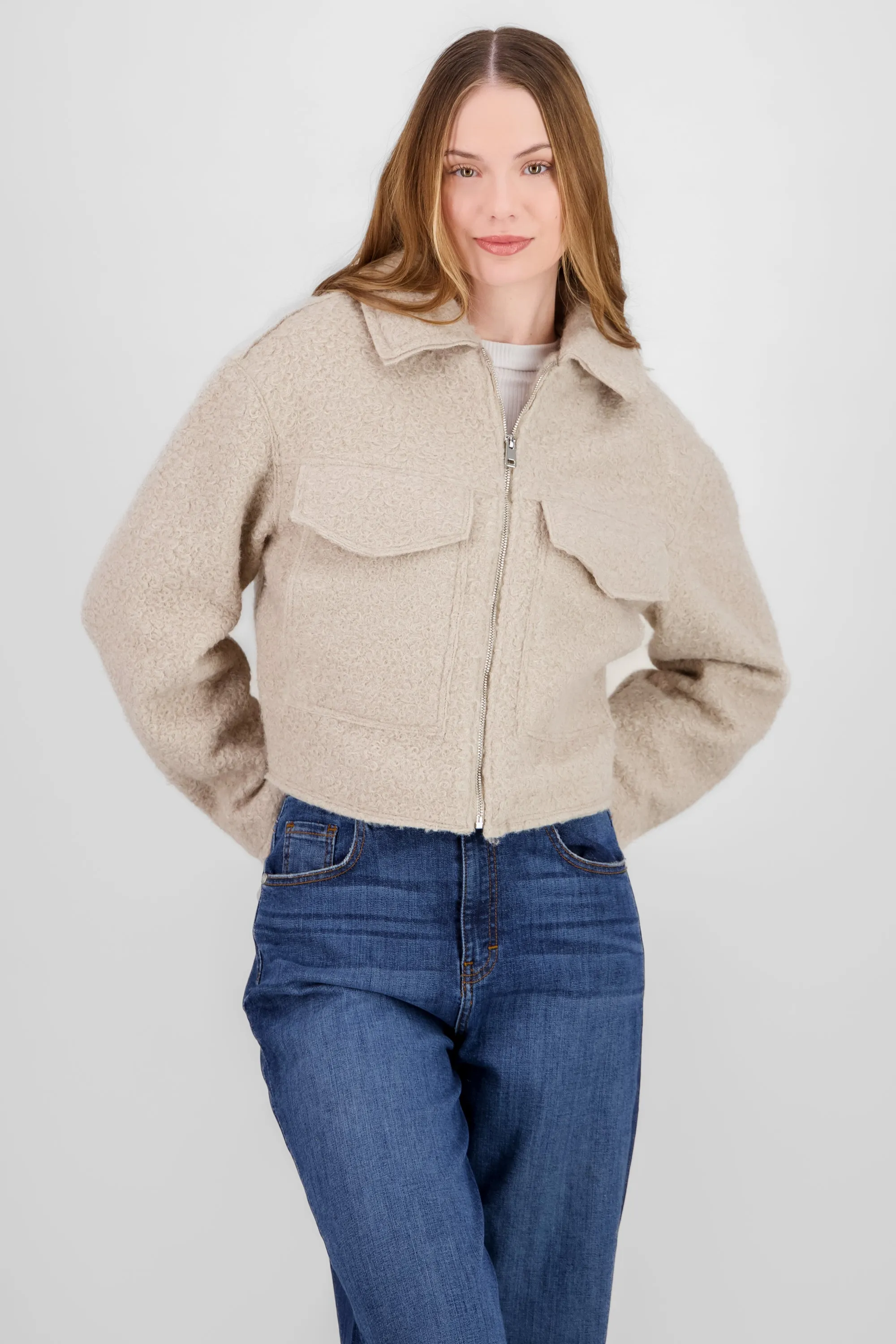 Chamarra corta tipo borrego sold by Shasa product image thumbnail 2