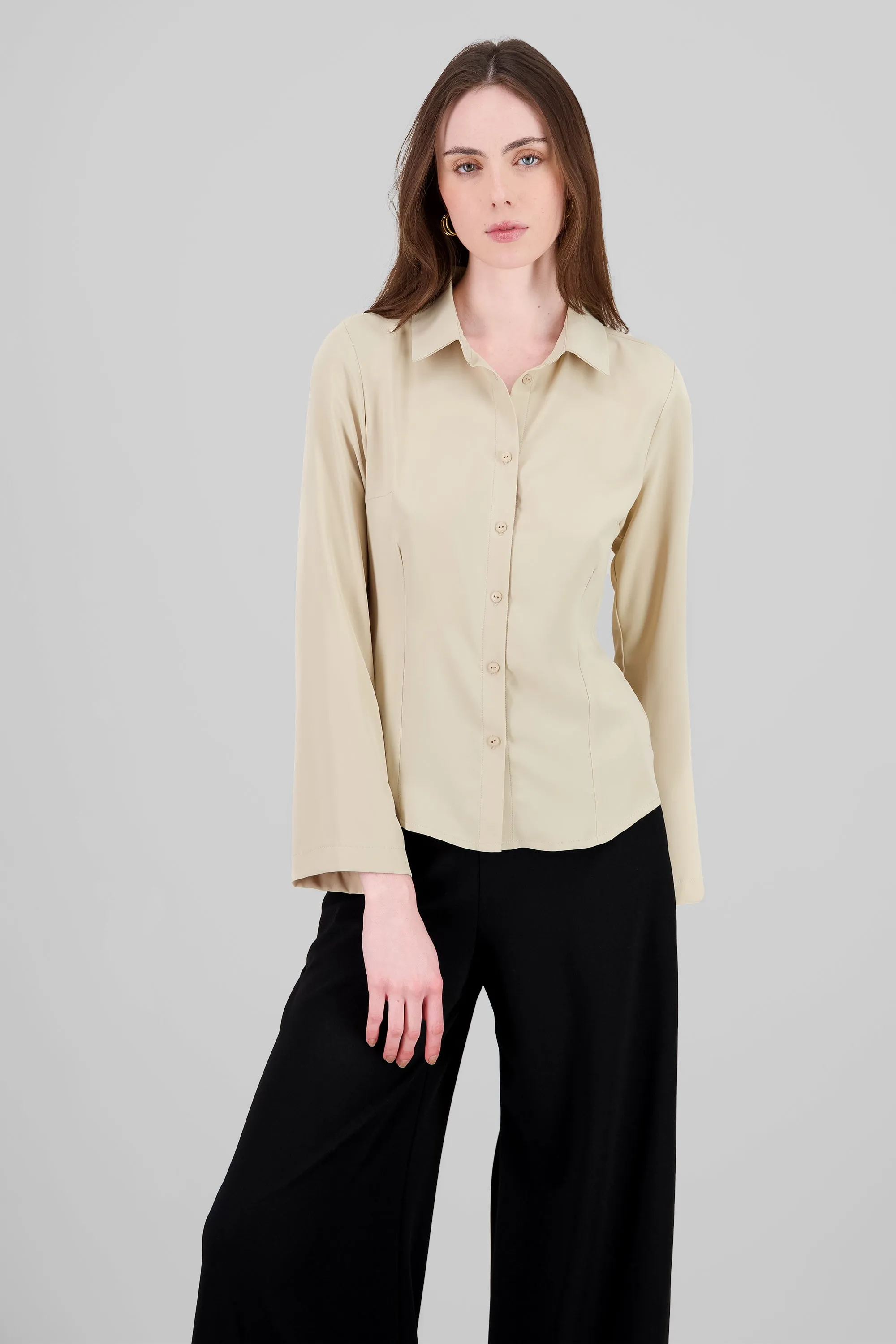 Camisa manga larga lisa sold by Shasa