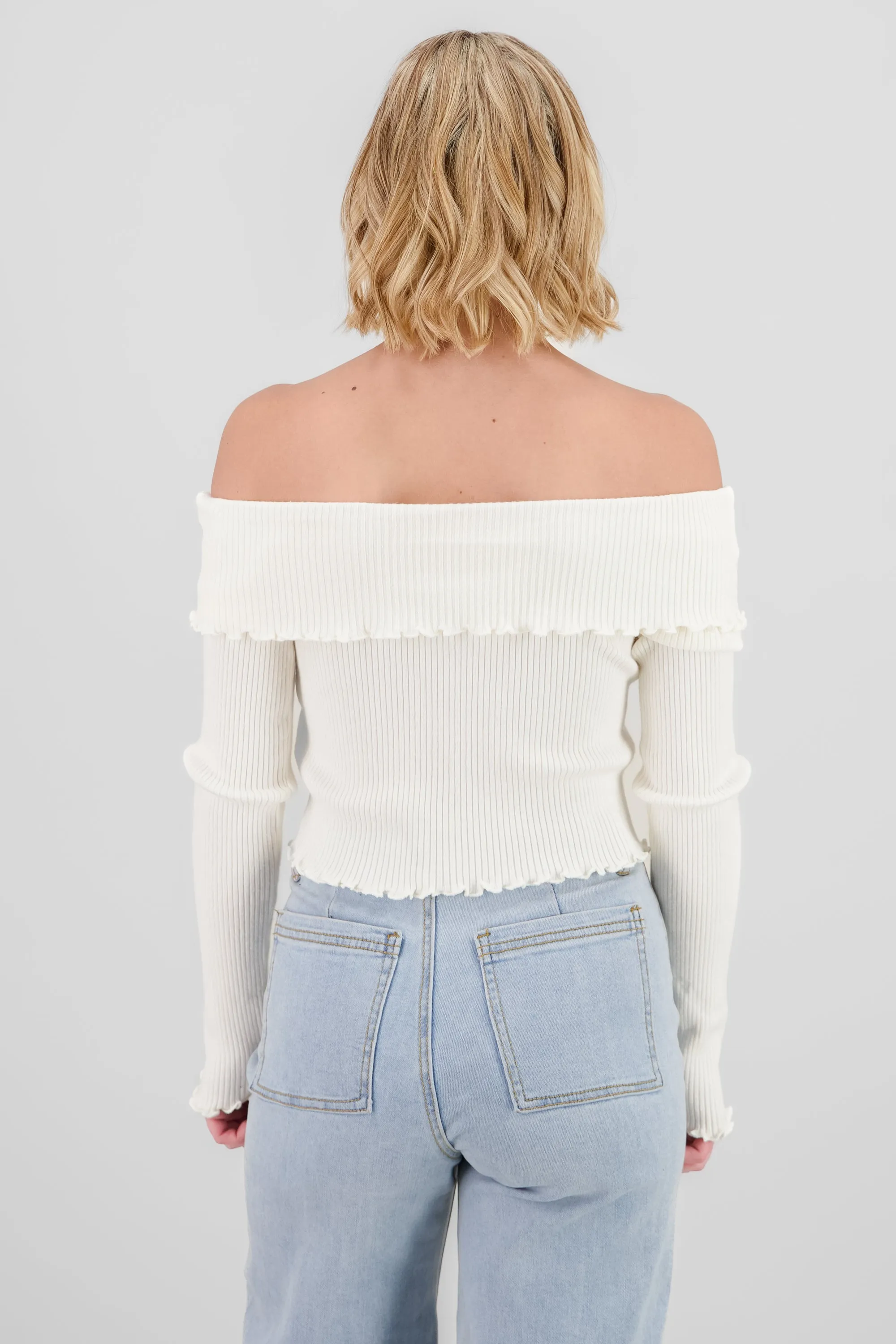 Top off shoulder plisado sold by Shasa product image thumbnail 4