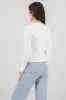 Sueter con textura de tacto suave sold by Shasa