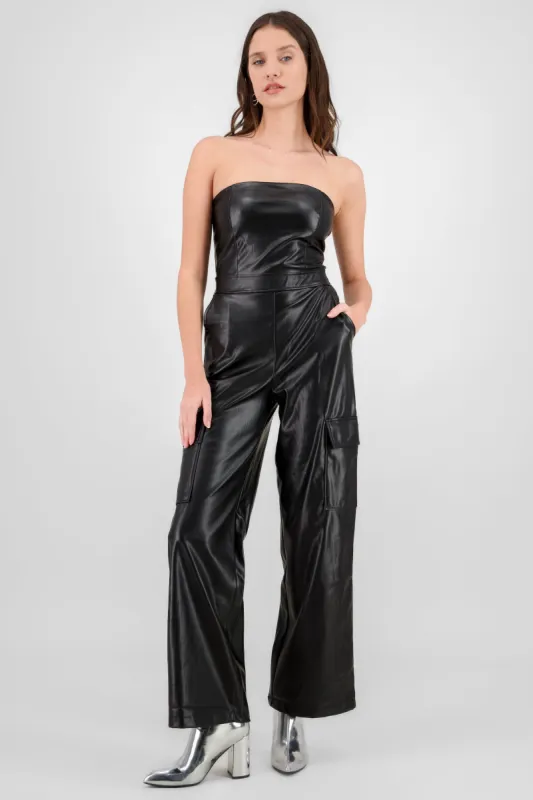 Jumpsuit cargo liso sold by Shasa