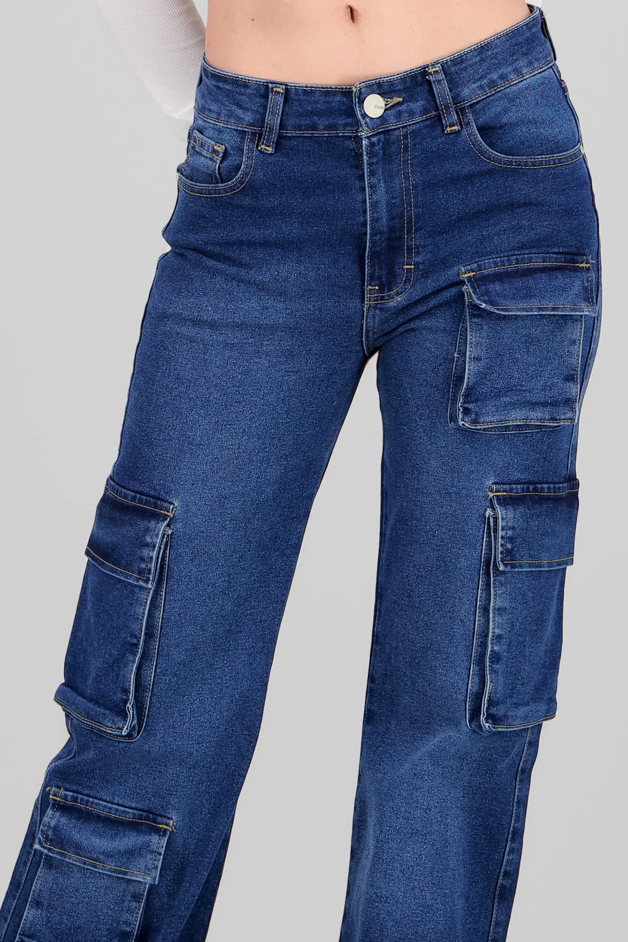 Jeans cargo 4 bolsas asimétrico sold by Shasa product image thumbnail 5