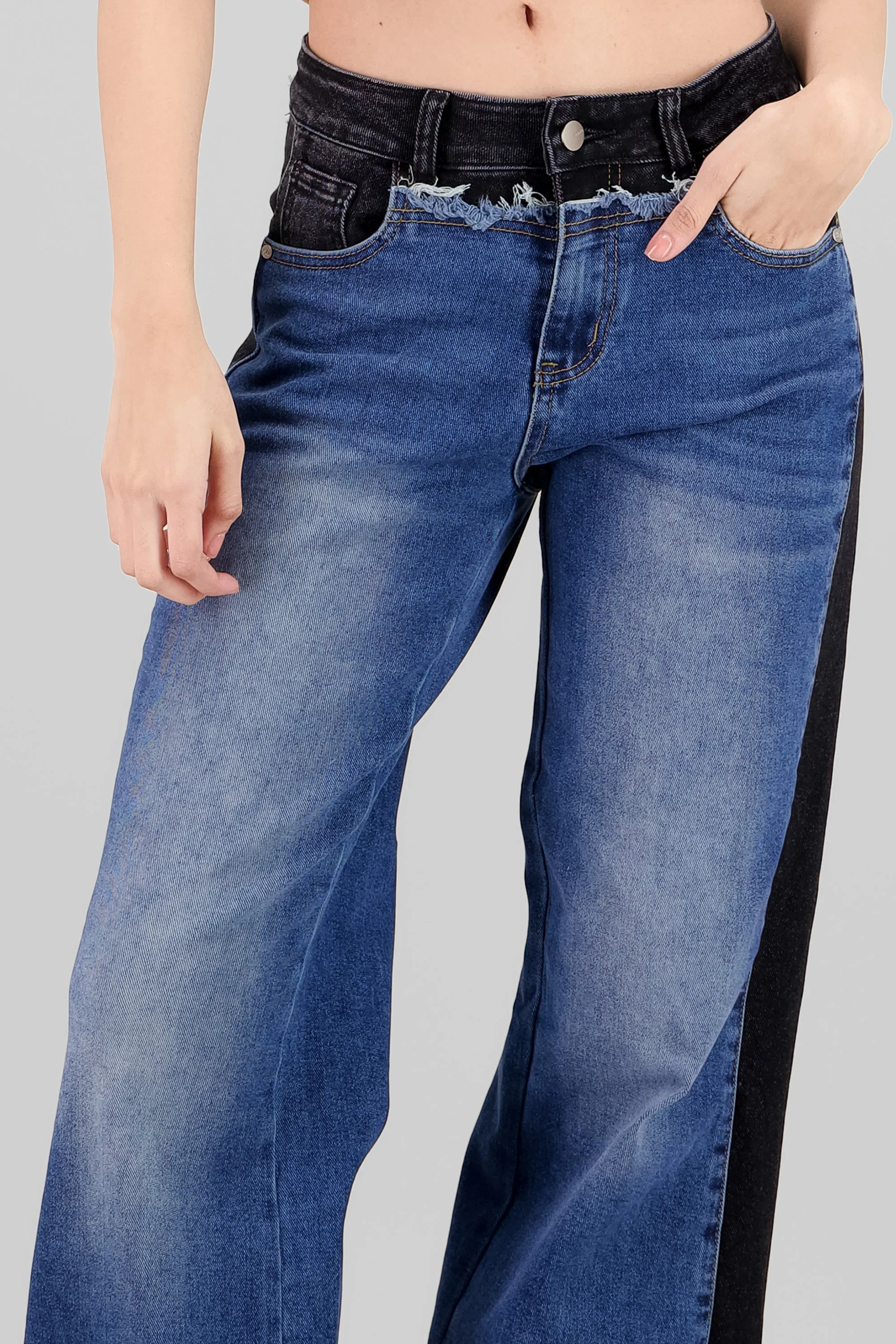 Jeans straight patchwork sold by Shasa product image thumbnail 5