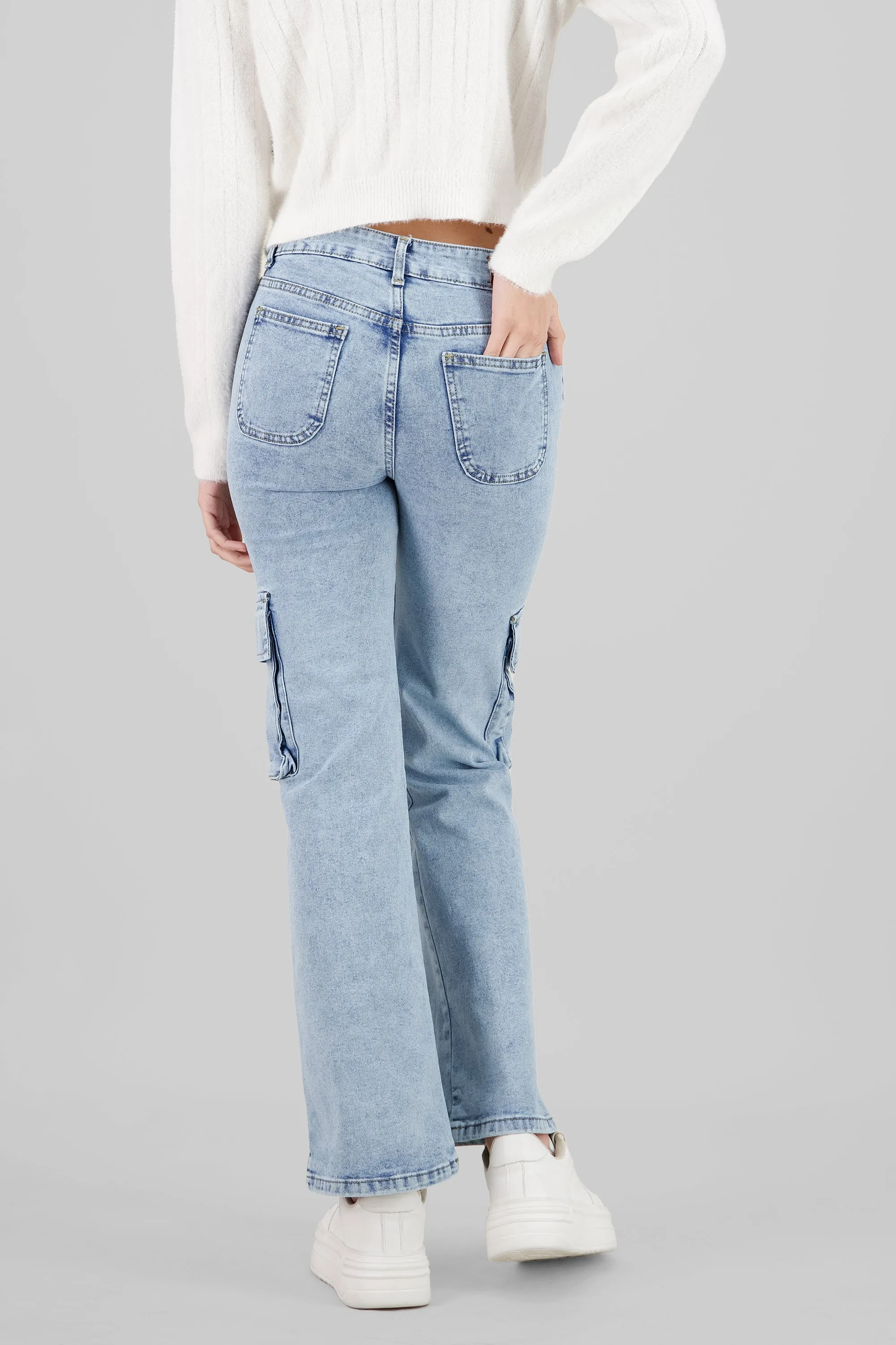 Jeans cargo 4 bolsas asimétrico sold by Shasa product image thumbnail 4