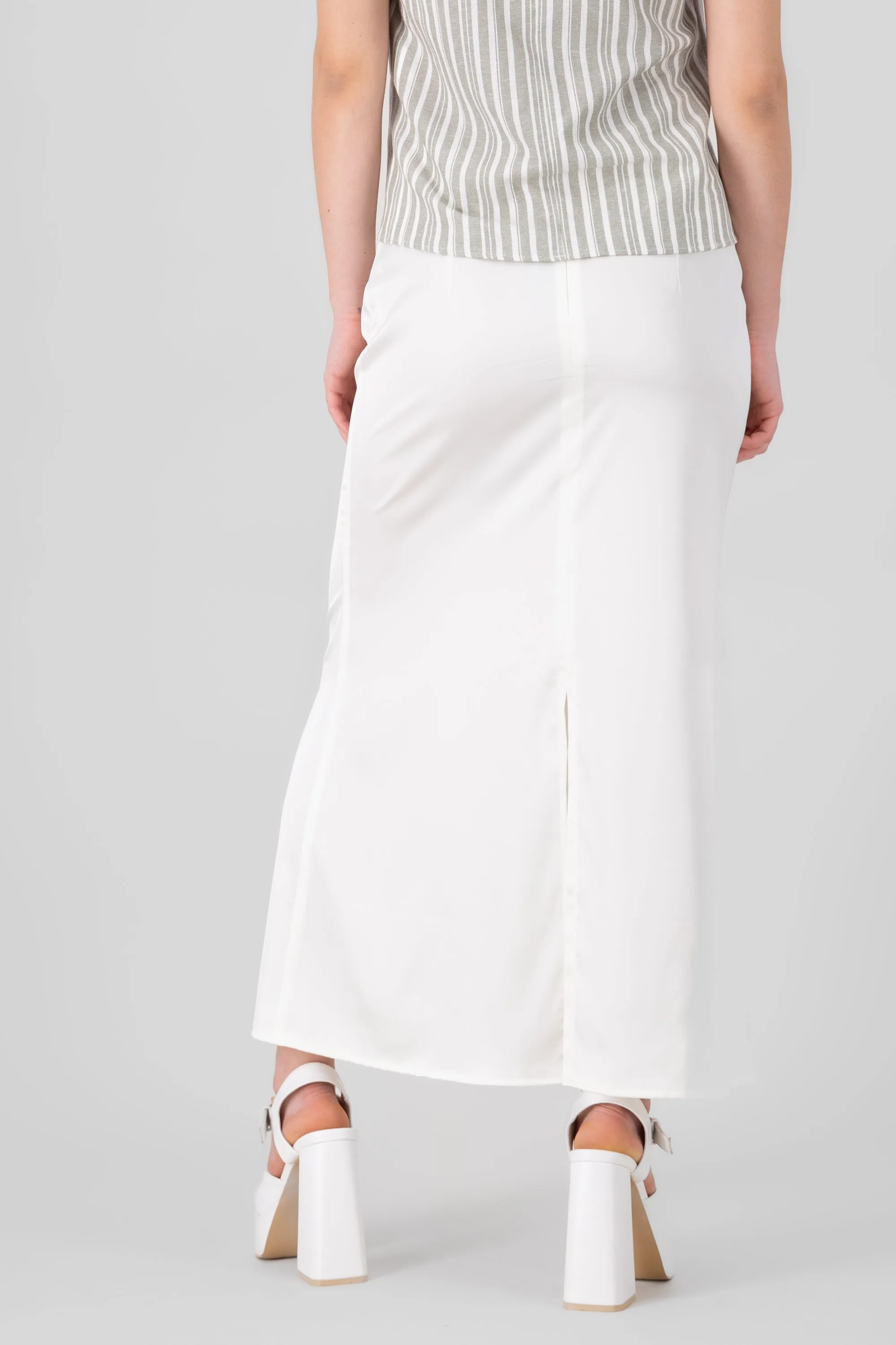 Falda midi satinada moño sold by Shasa product image thumbnail 4