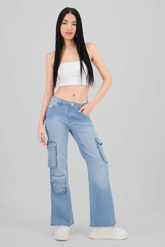 Jeans cargo 3 bolsas asimetrico sold by Shasa