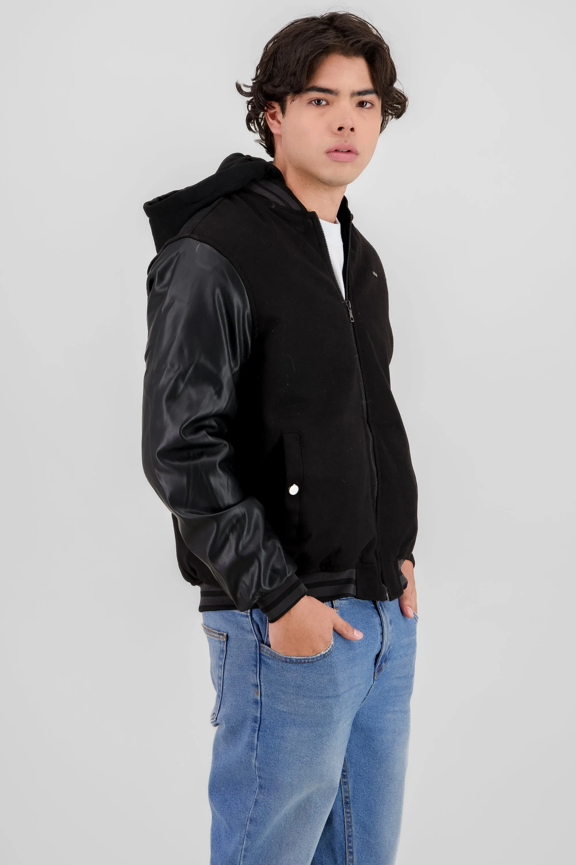 Bomber con gorro bitextura sold by Shasa product image thumbnail 3
