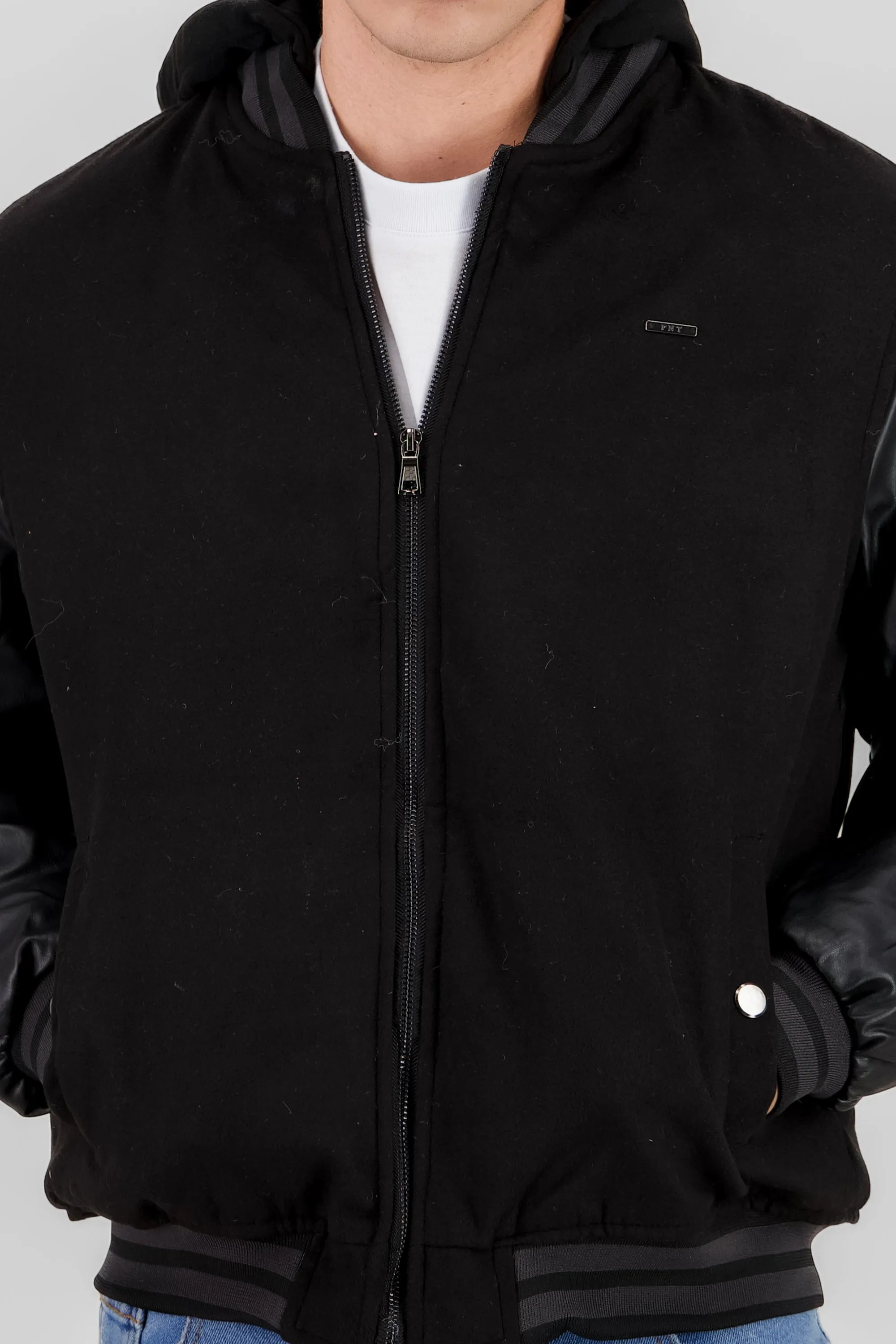 Bomber con gorro bitextura sold by Shasa product image thumbnail 5