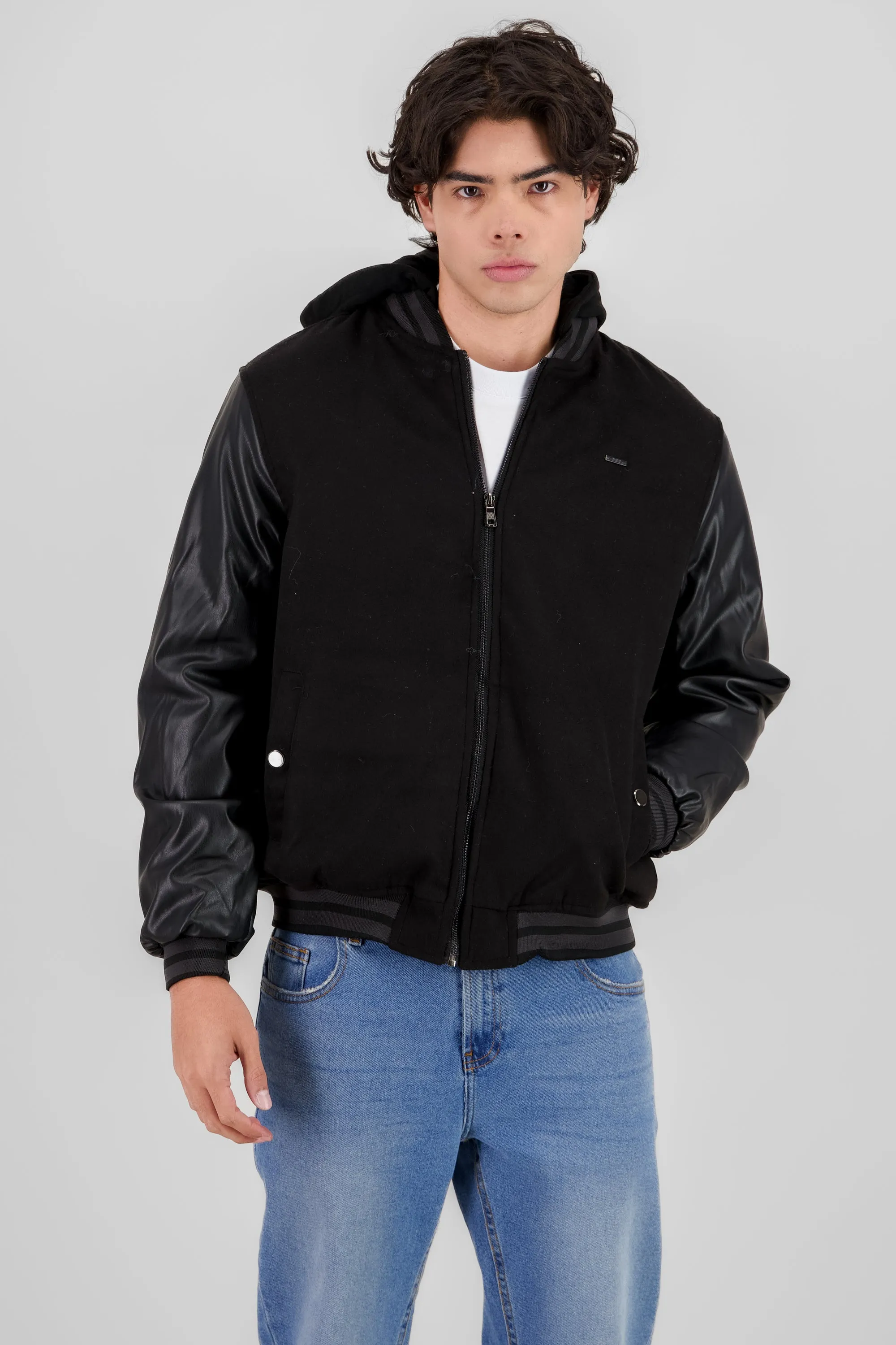 Bomber con gorro bitextura sold by Shasa product image thumbnail 2
