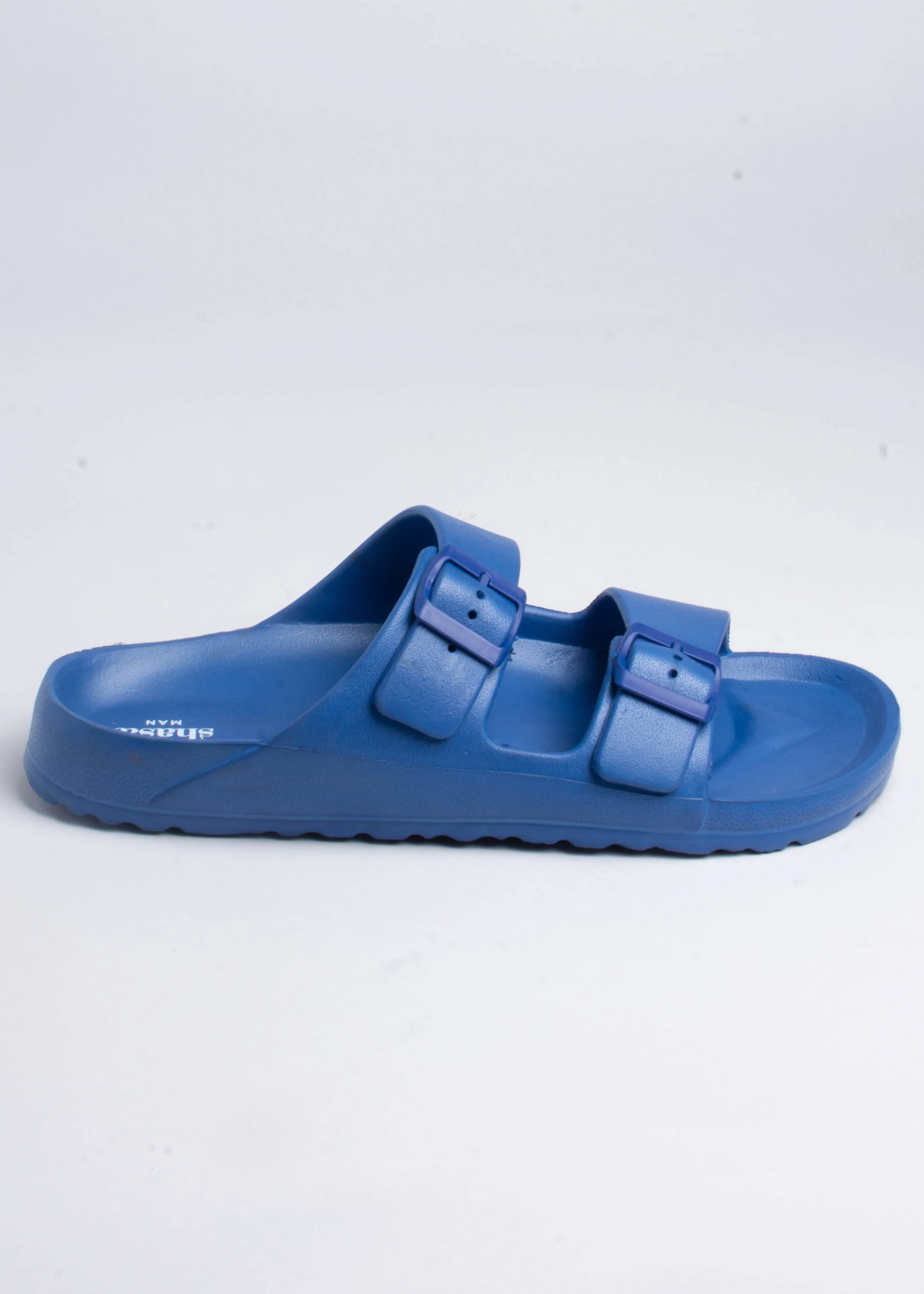 Sandalia monocromática doble hebilla sold by Shasa