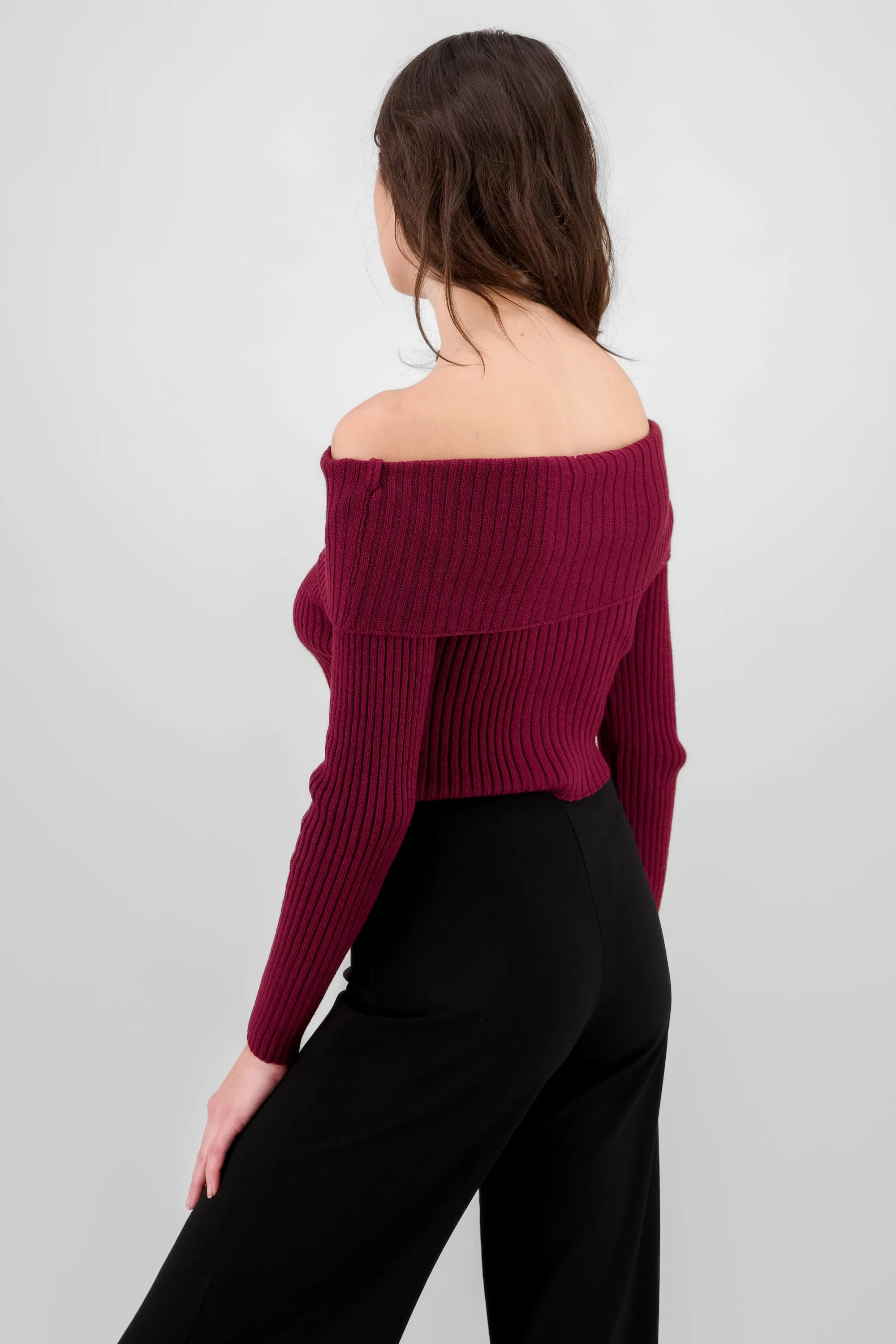 Sueter tejido off shoulder sold by Shasa product image thumbnail 4