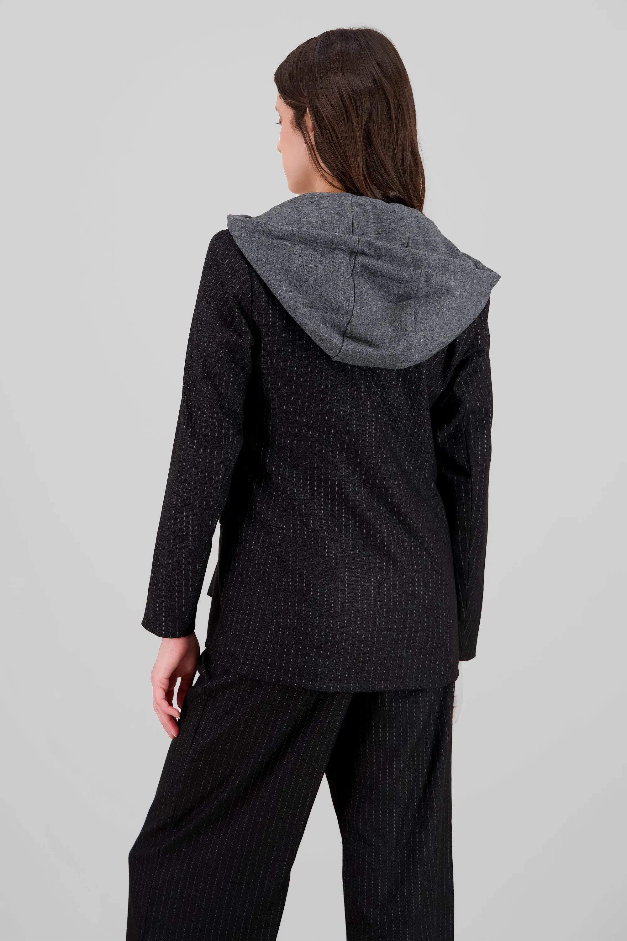 Saco over detalle gorro sold by Shasa product image thumbnail 4