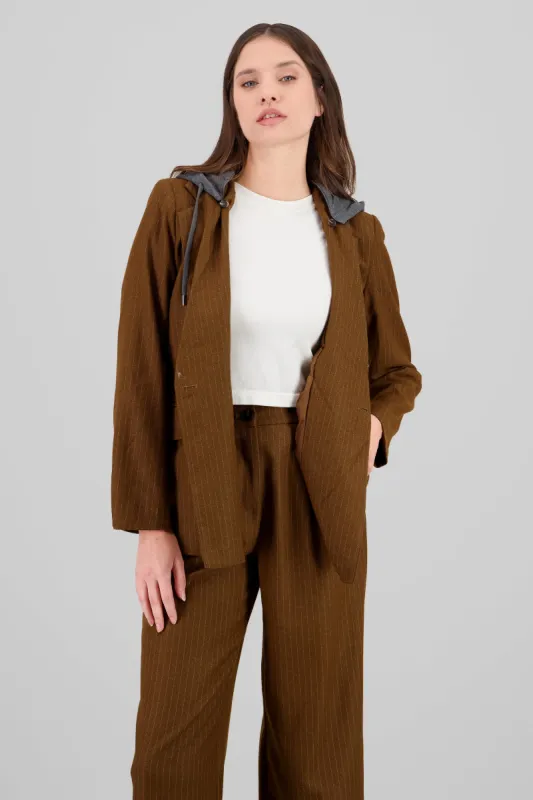 Saco over detalle gorro sold by Shasa