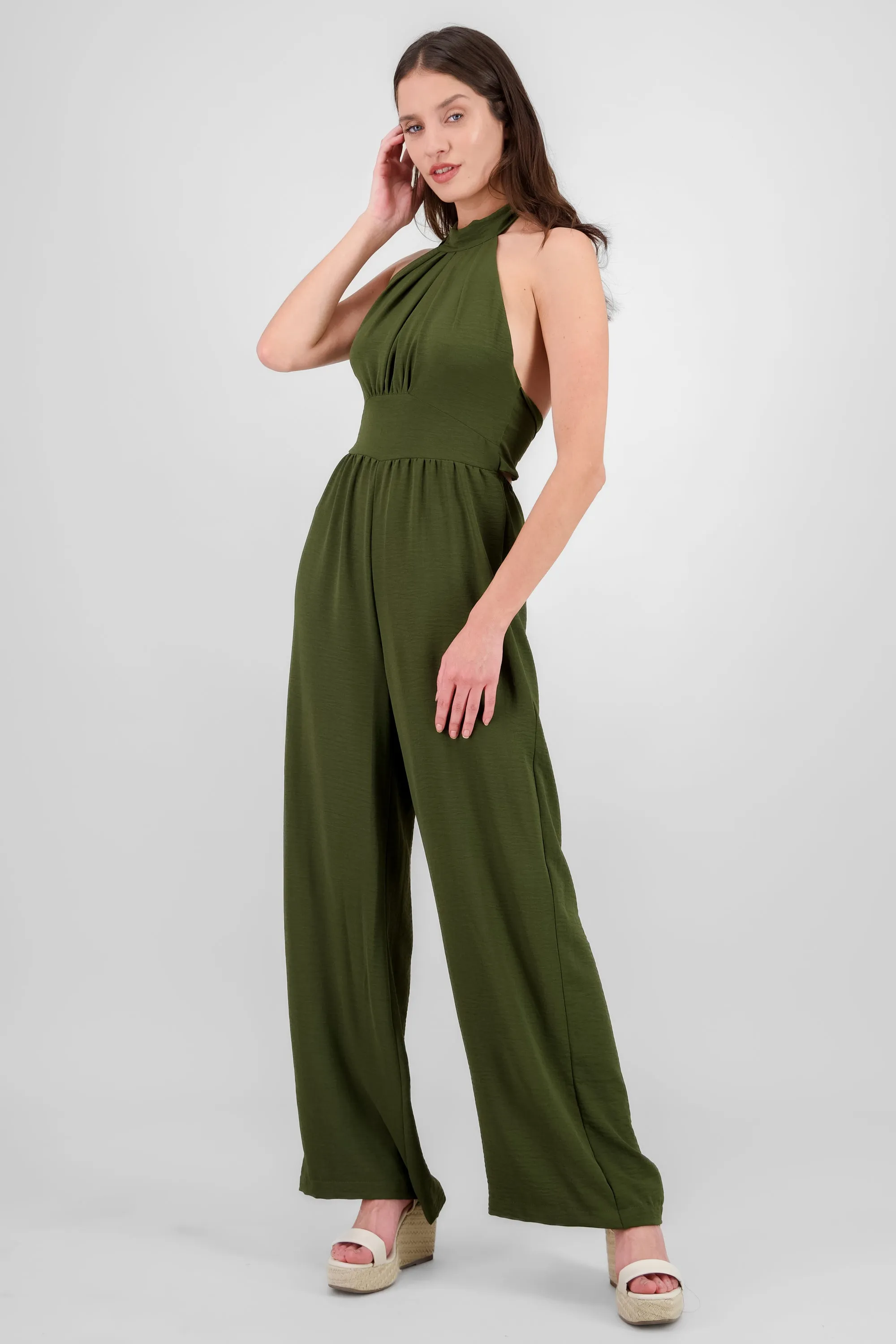 Jumpsuit cuello halter sold by Shasa