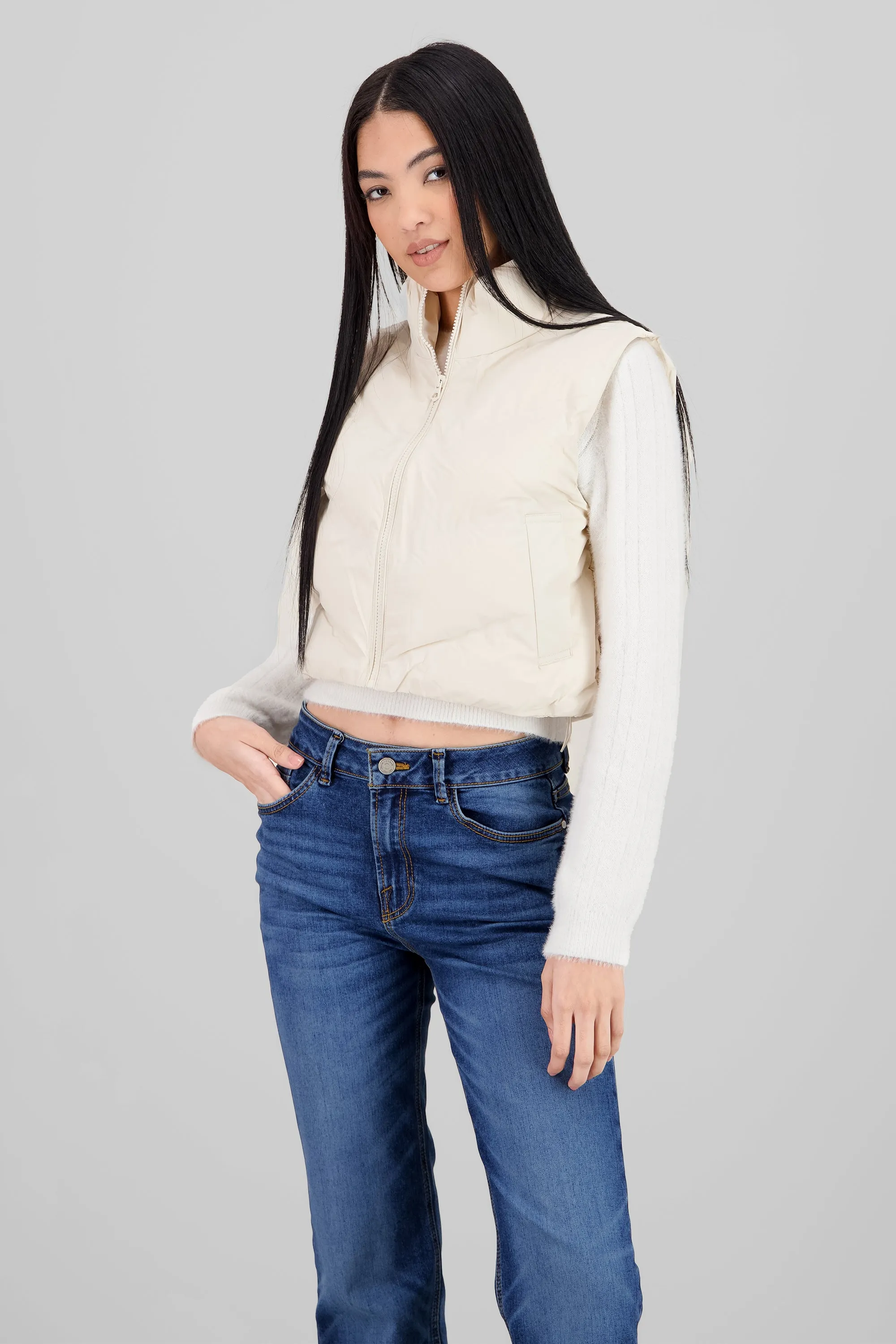 Chaleco corto capitonado liso sold by Shasa product image thumbnail 3